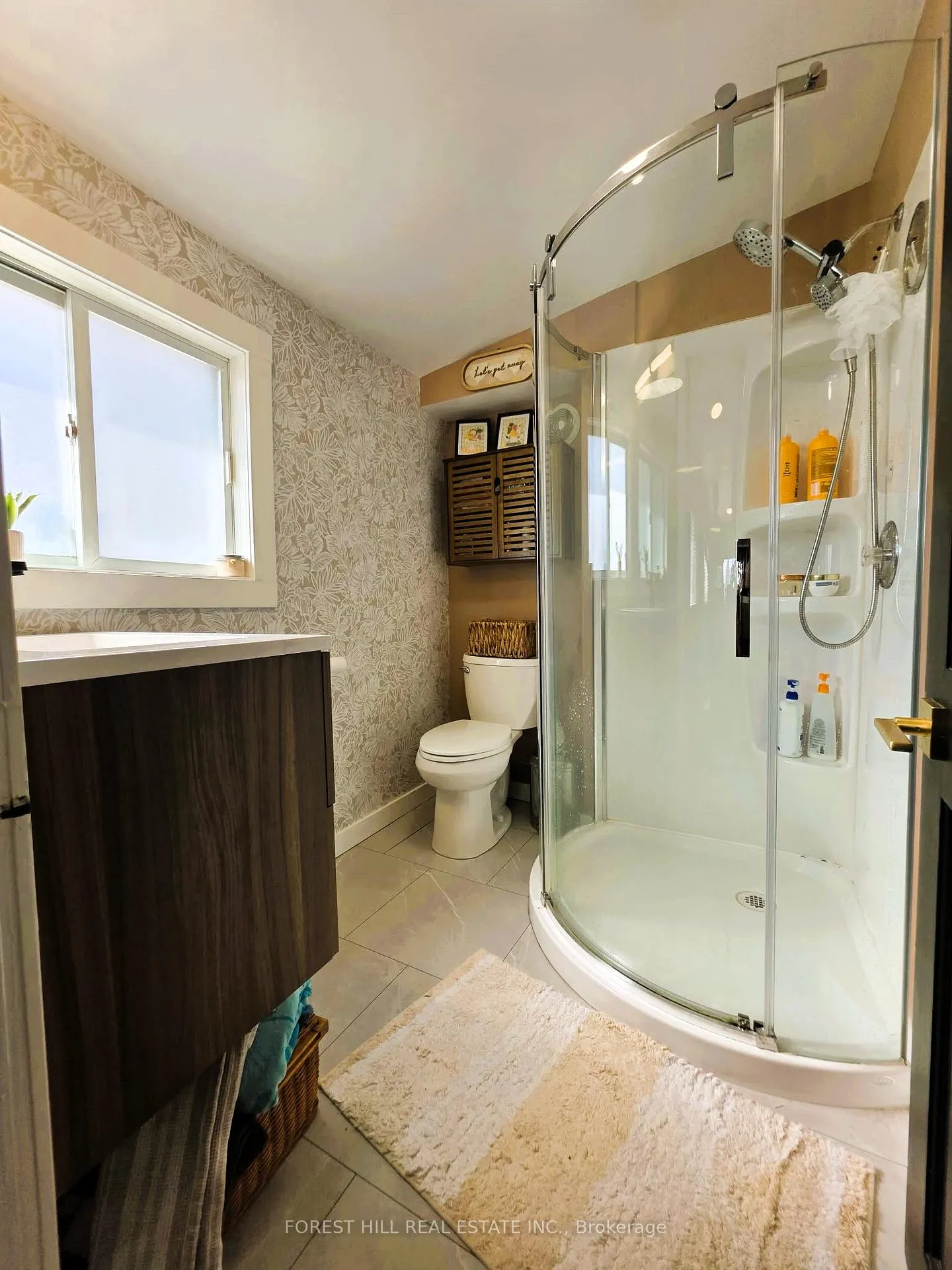 Photo 16 of 2224 Lakeshore Road E, Oro-Medonte, Hawkestone — HOMEH