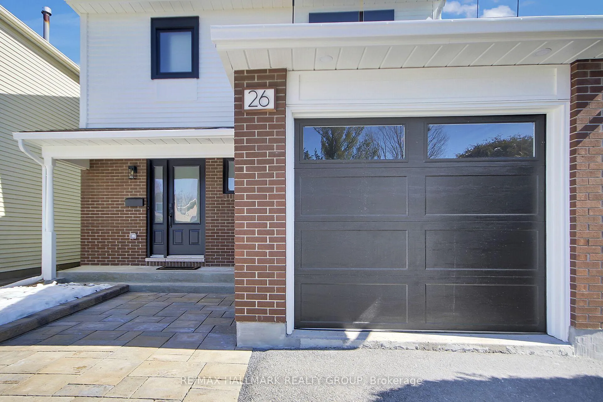 Photo 2 of 26 Raftus Square, Ottawa, Barrhaven - Pheasant Run — HOMEH
