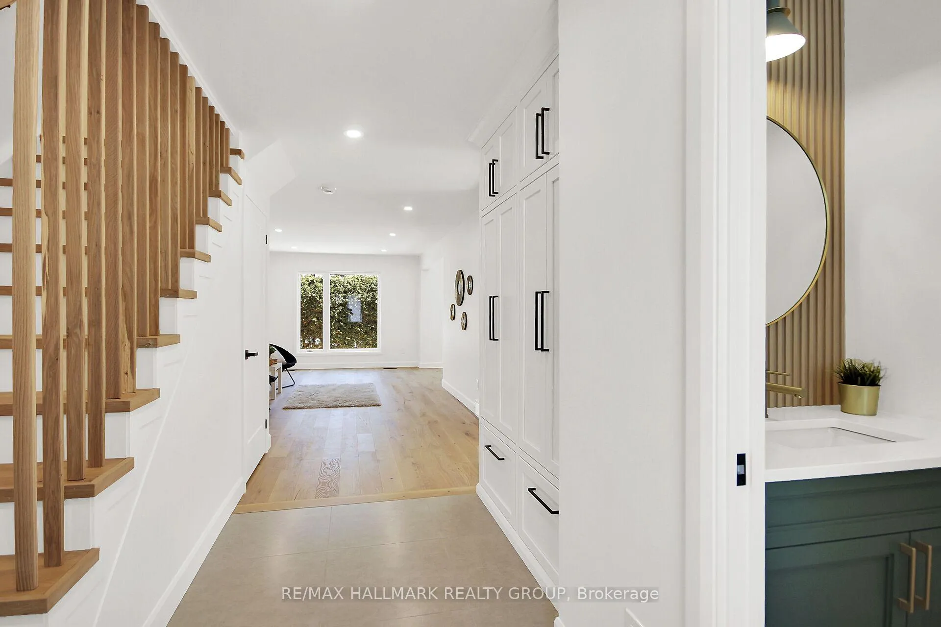 Photo 3 of 26 Raftus Square, Ottawa, Barrhaven - Pheasant Run — HOMEH