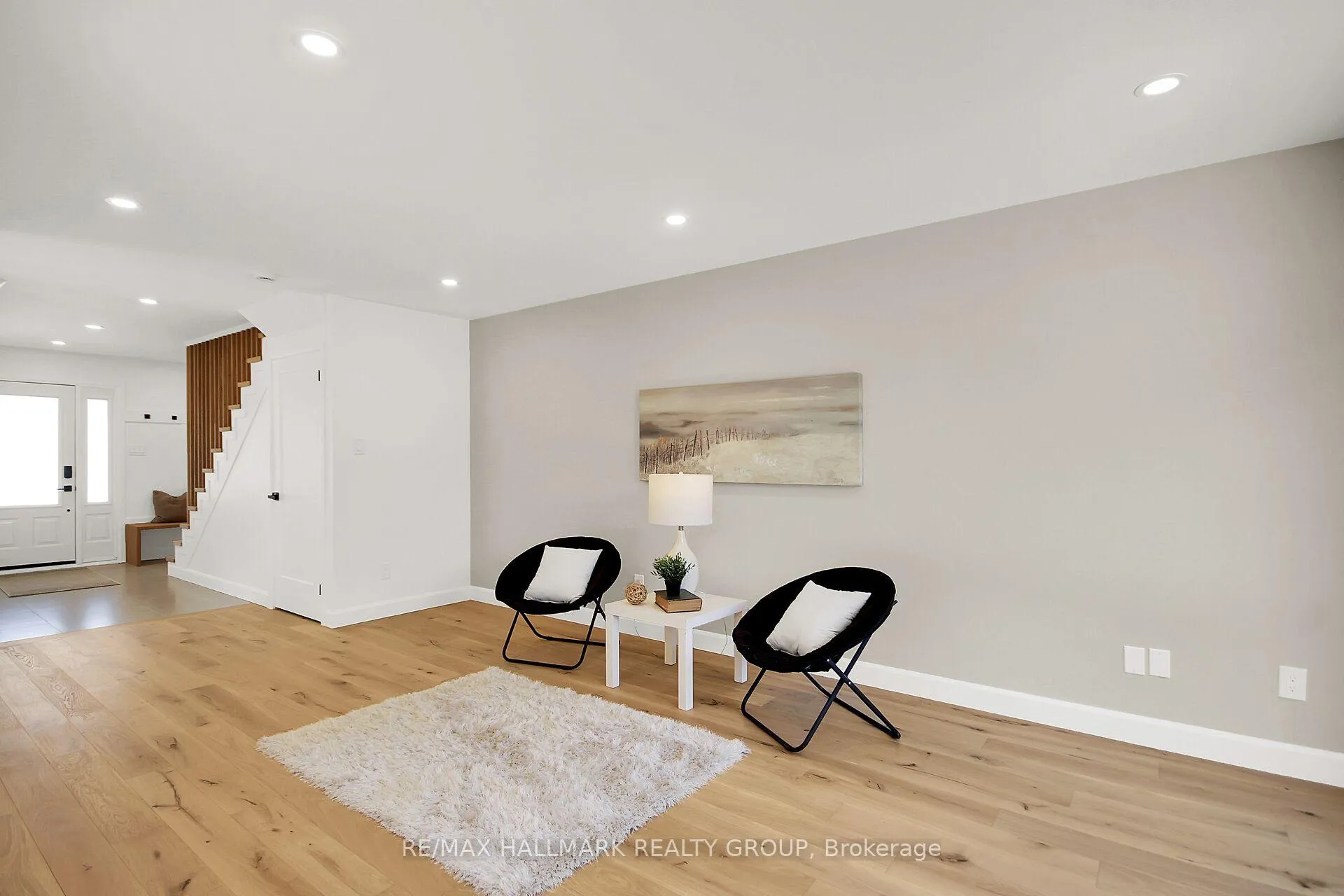 Photo 5 of 26 Raftus Square, Ottawa, Barrhaven - Pheasant Run — HOMEH