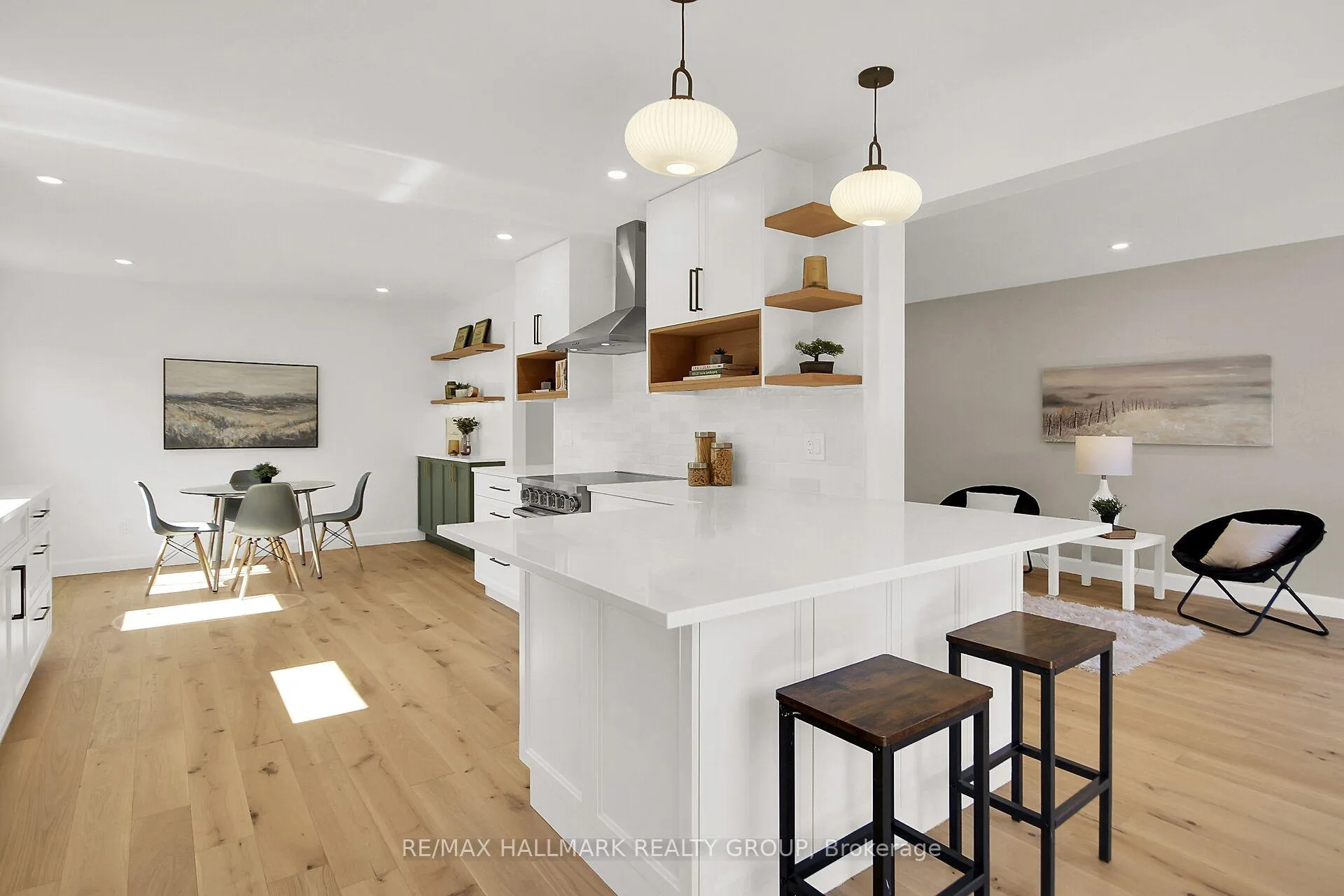 Photo 8 of 26 Raftus Square, Ottawa, Barrhaven - Pheasant Run — HOMEH