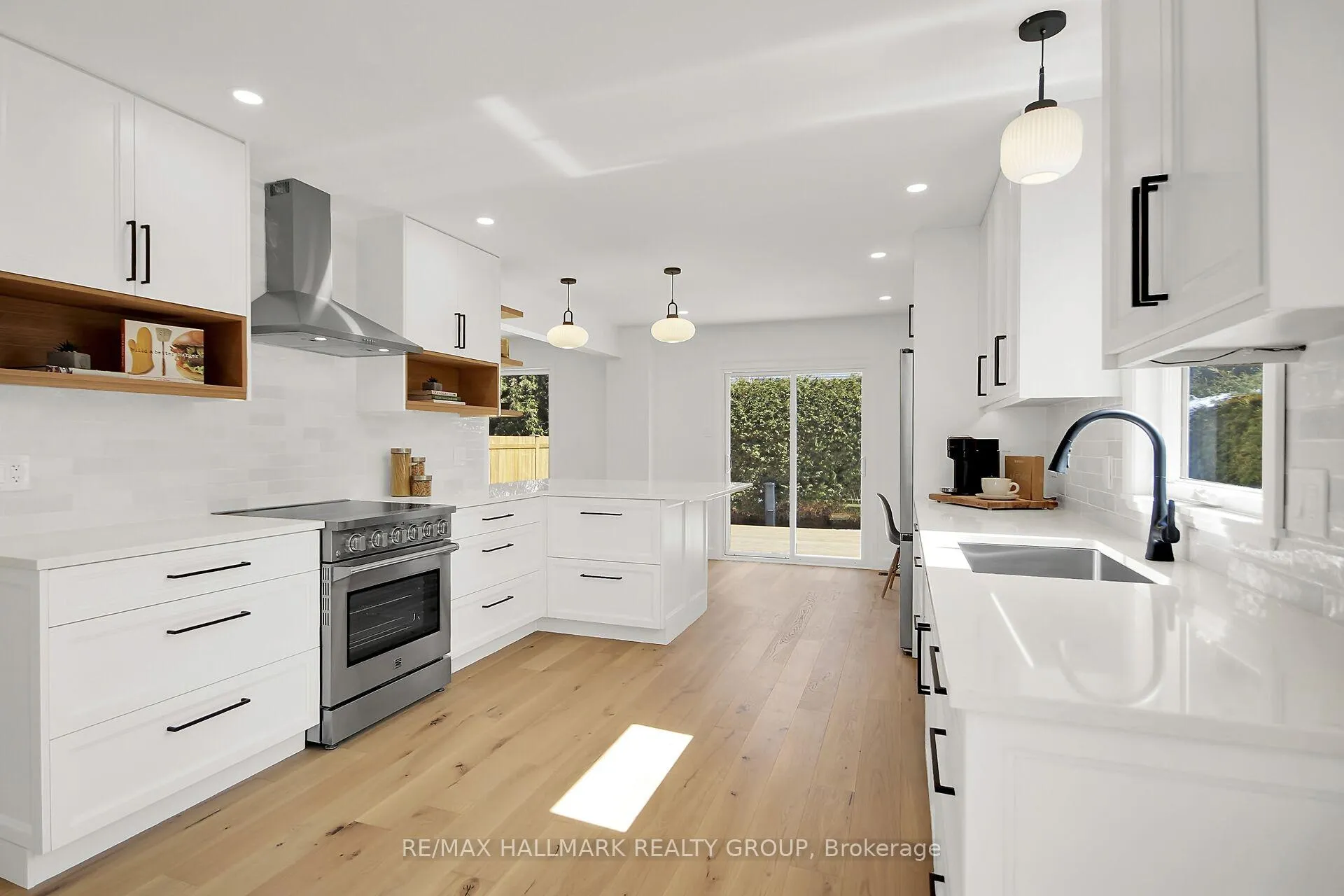 Photo 12 of 26 Raftus Square, Ottawa, Barrhaven - Pheasant Run — HOMEH