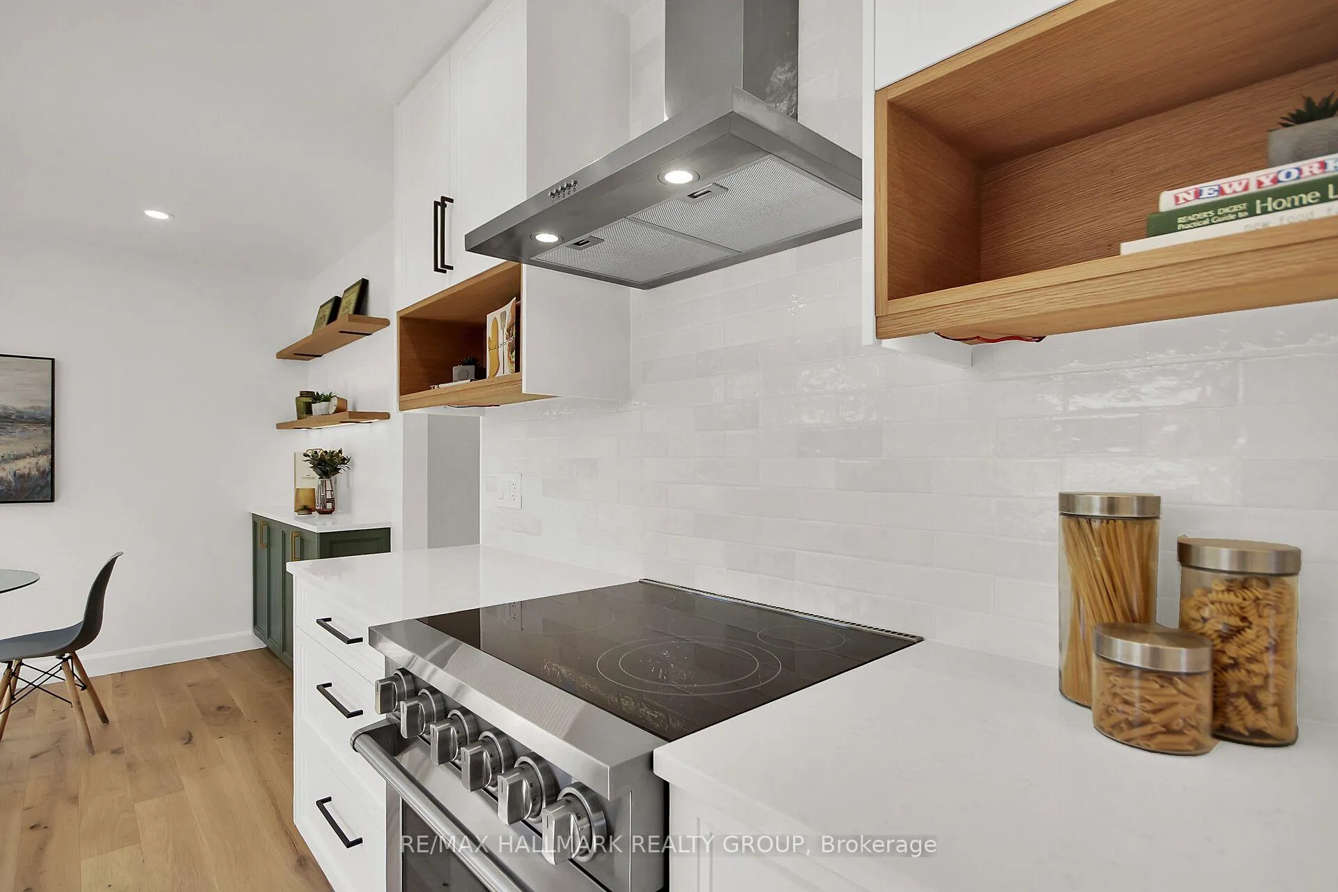 Photo 16 of 26 Raftus Square, Ottawa, Barrhaven - Pheasant Run — HOMEH