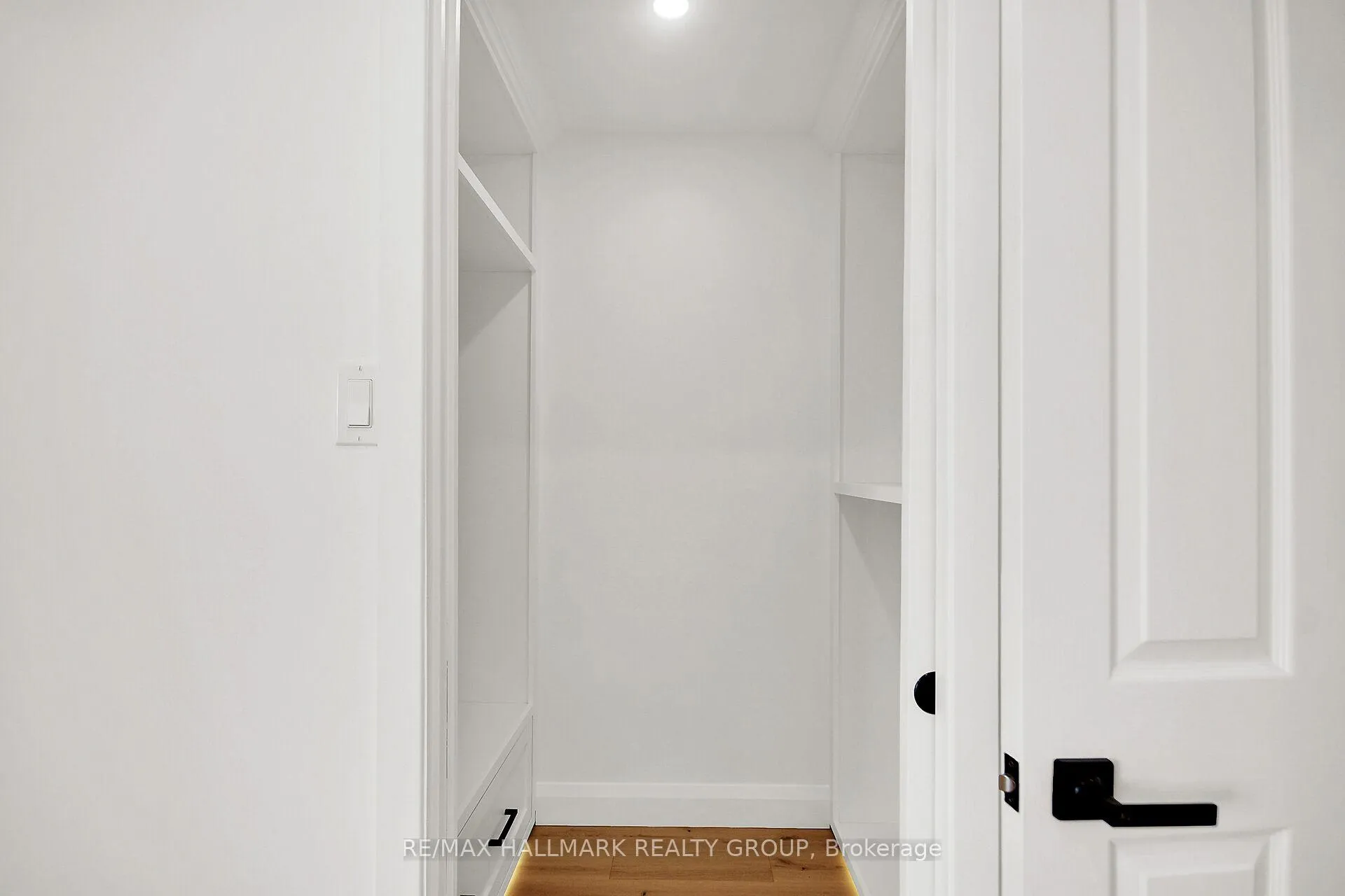 Photo 24 of 26 Raftus Square, Ottawa, Barrhaven - Pheasant Run — HOMEH