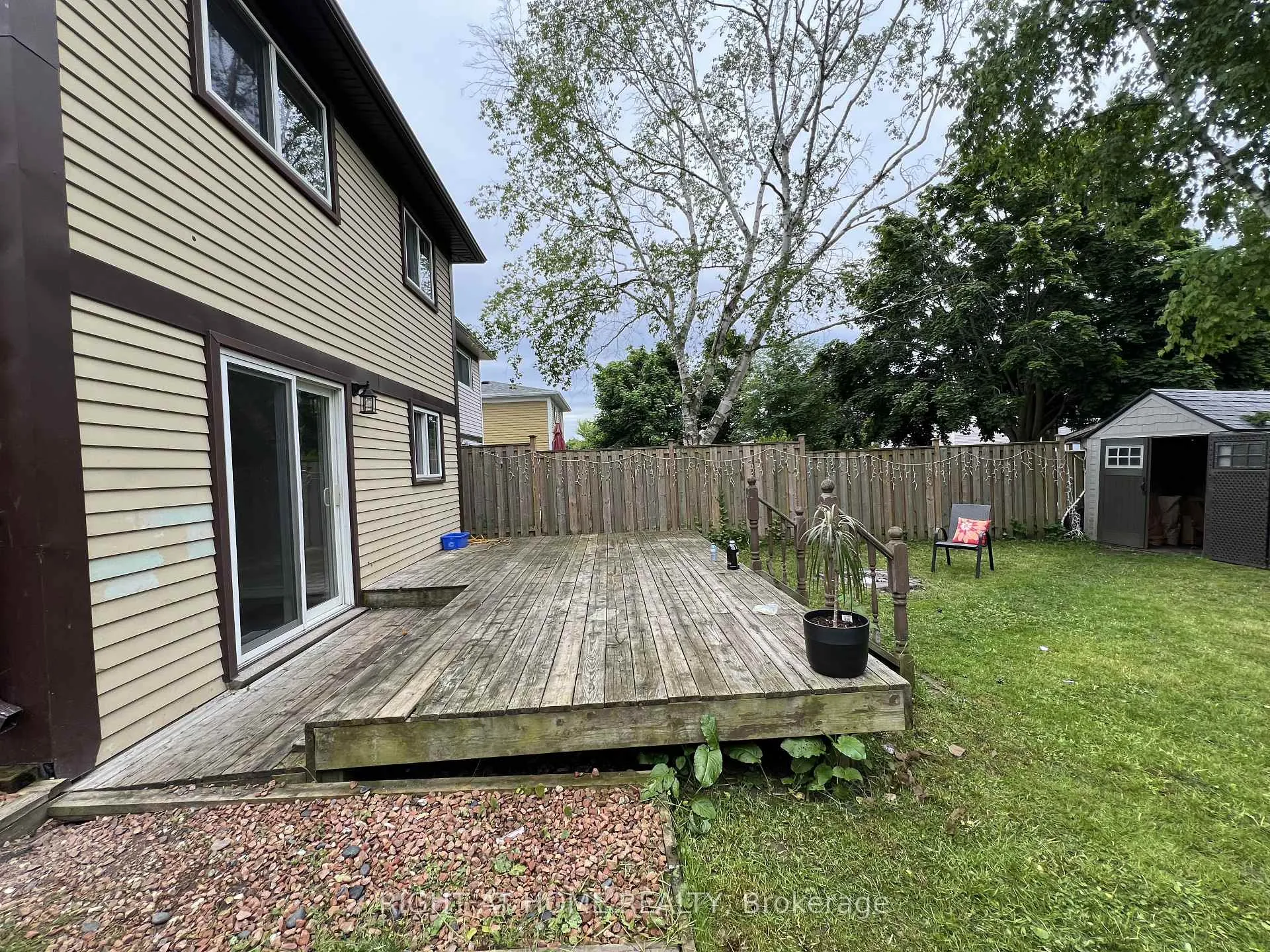 Photo 17 of Unit Walkout Basement, 87 Barrett Crescent, Barrie, Letitia Heights — HOMEH