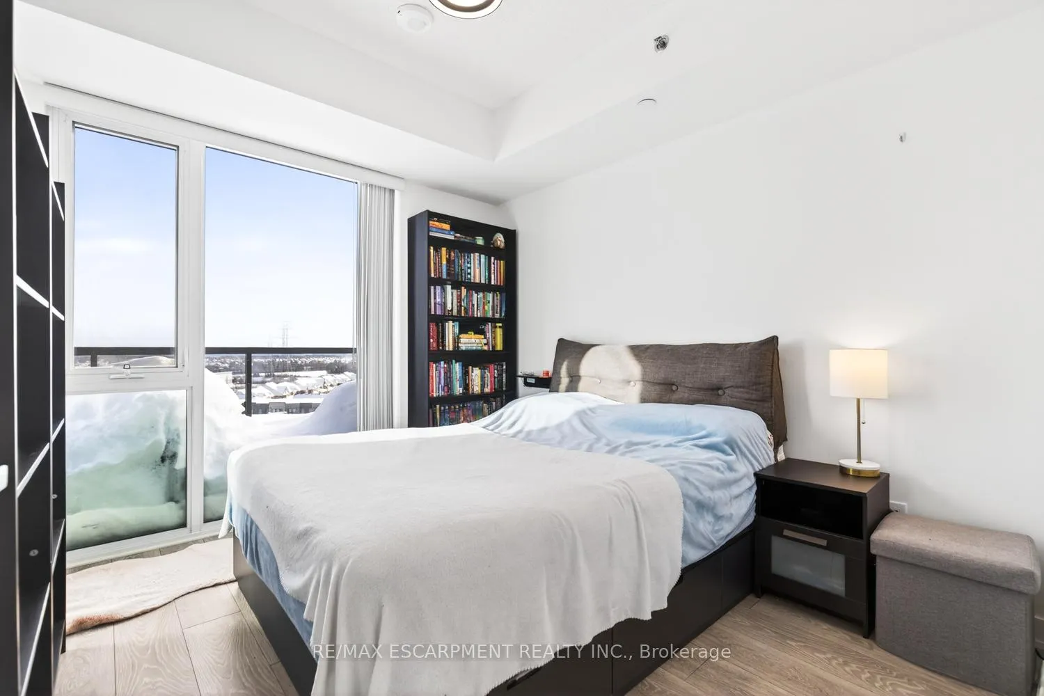 Photo 18 of Unit A802, 3210 Dakota Common, Burlington, Alton — HOMEH