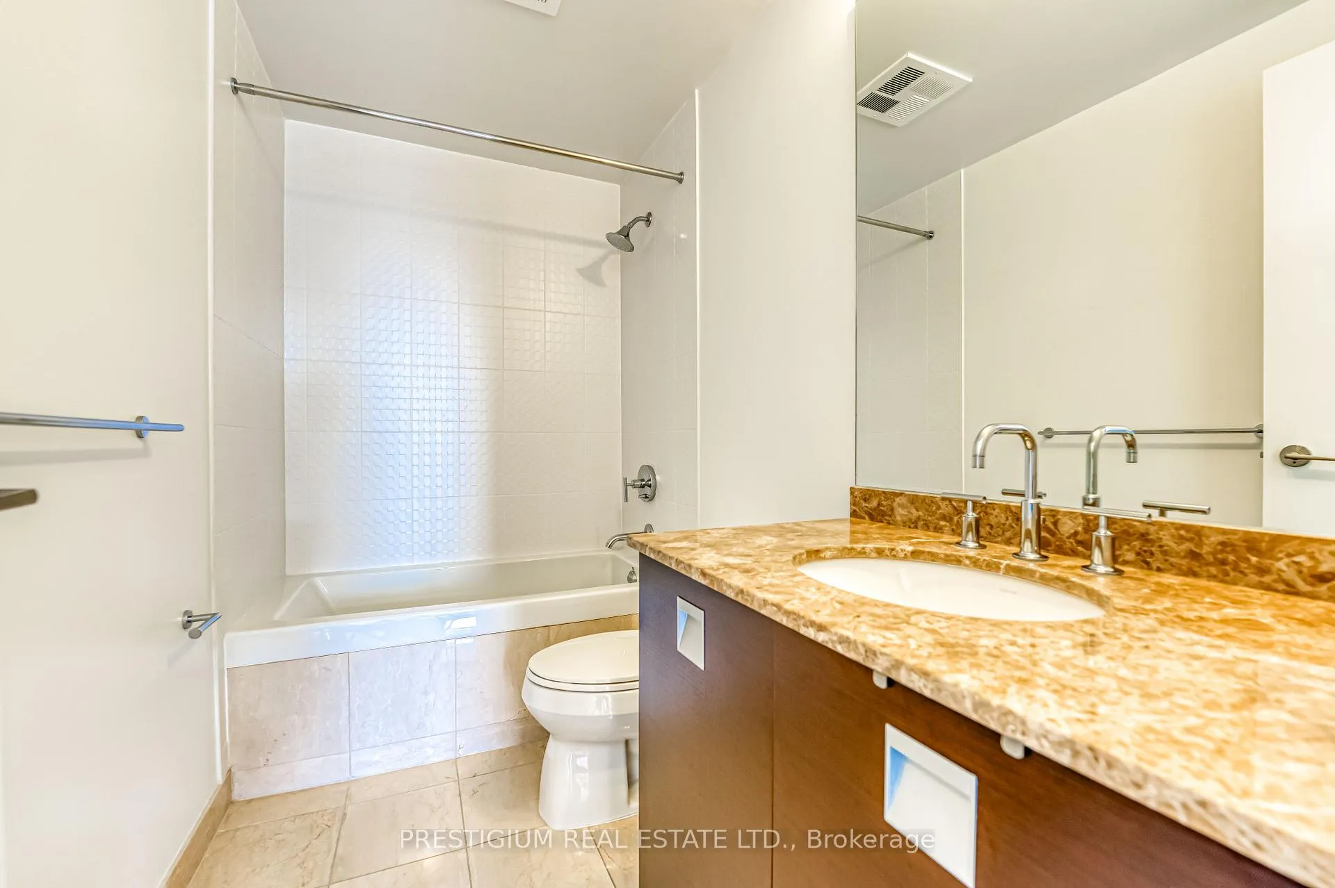 Photo 19 of Unit 3704, 33 Charles Street E, Toronto, Church-Yonge Corridor — HOMEH