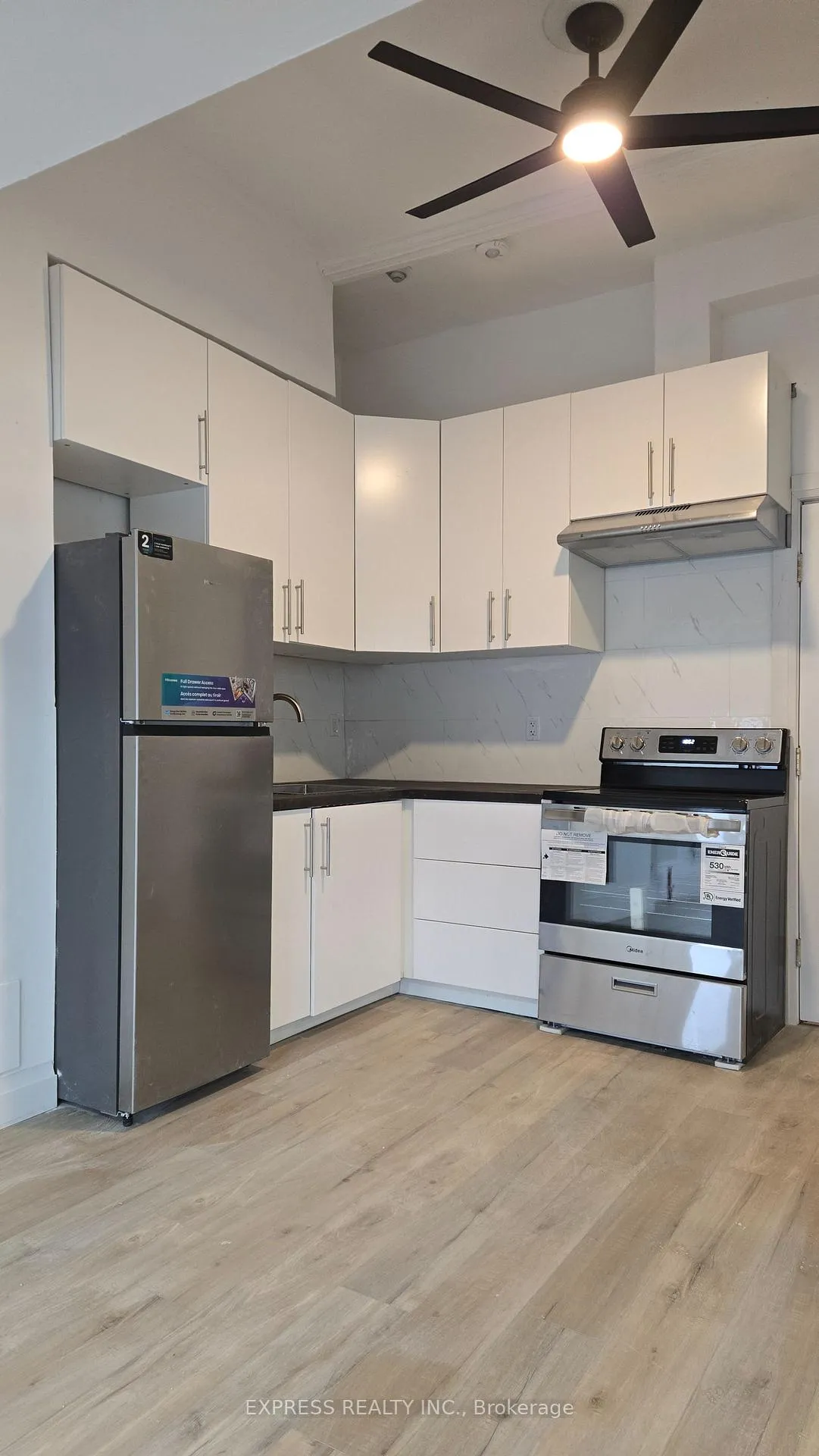 Photo 7 of Unit 304, 252 James Street S, Hamilton, Durand — HOMEH
