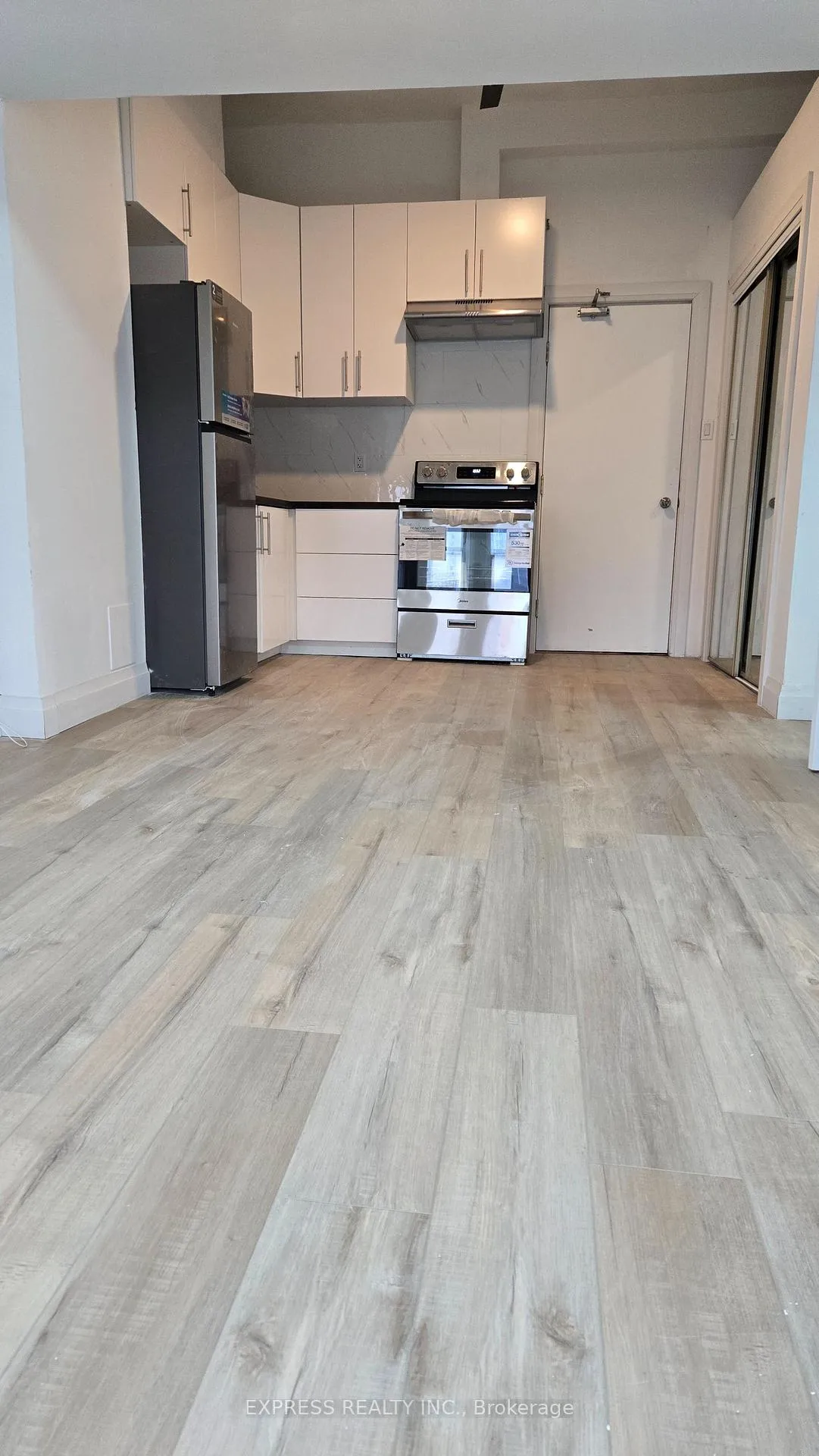 Photo 8 of Unit 304, 252 James Street S, Hamilton, Durand — HOMEH