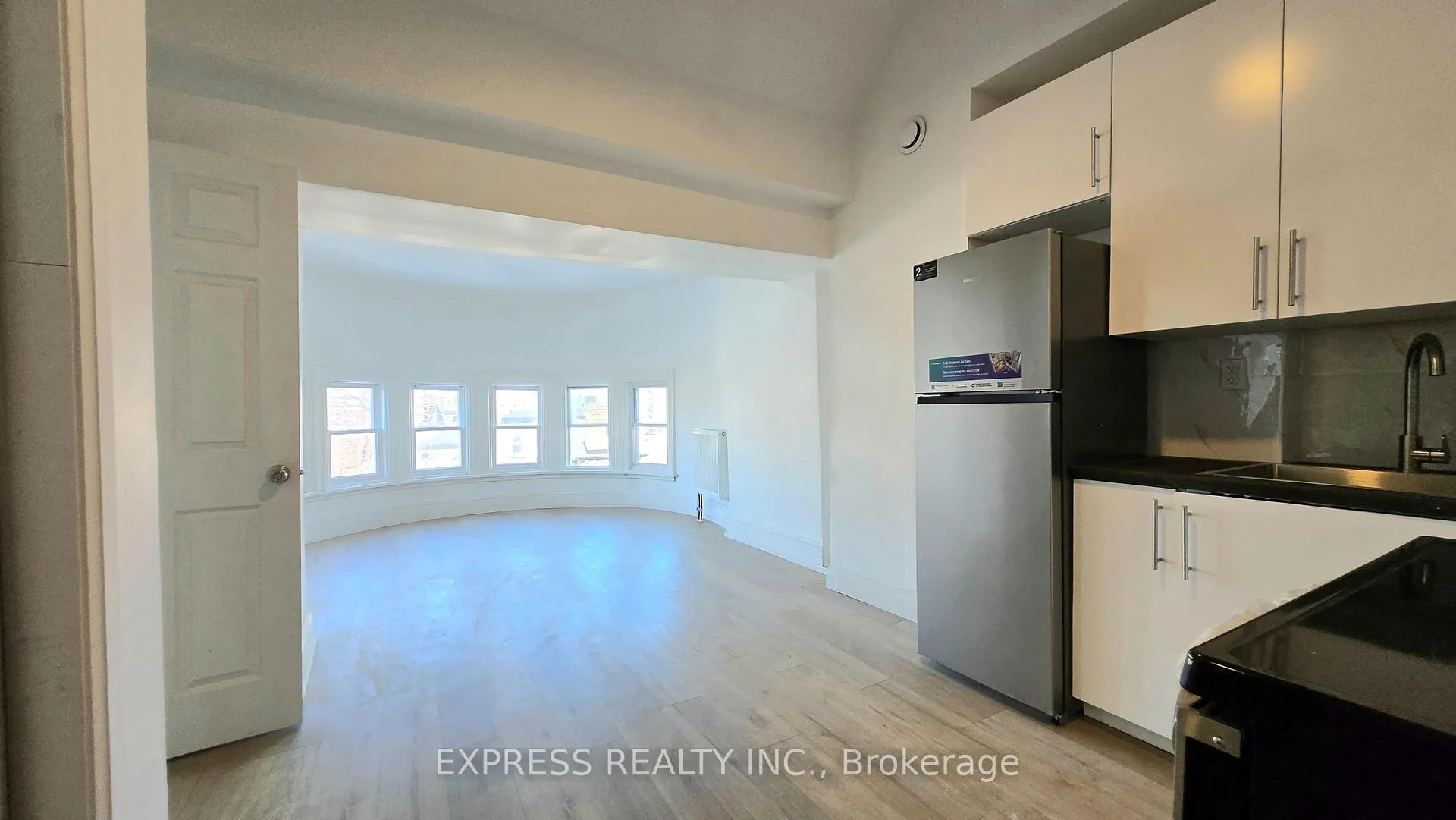 Photo 10 of Unit 304, 252 James Street S, Hamilton, Durand — HOMEH