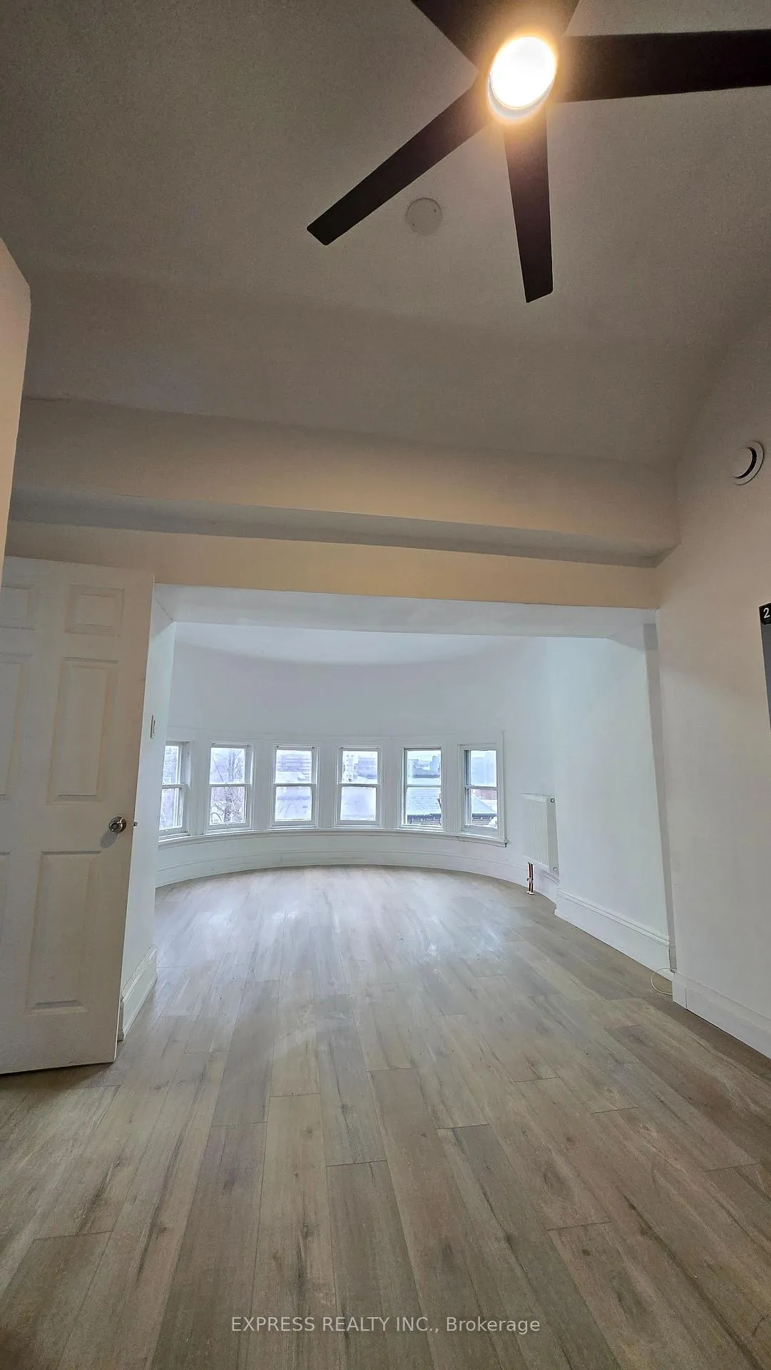 Photo 11 of Unit 304, 252 James Street S, Hamilton, Durand — HOMEH