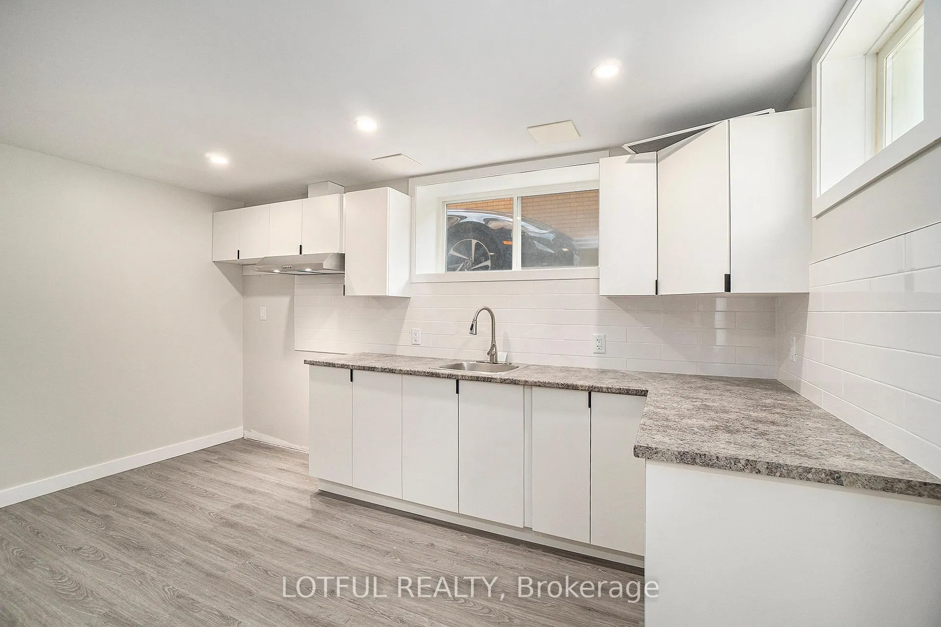 Photo 8 of Unit C, 2647 Priscilla Street, Ottawa, Britannia — HOMEH