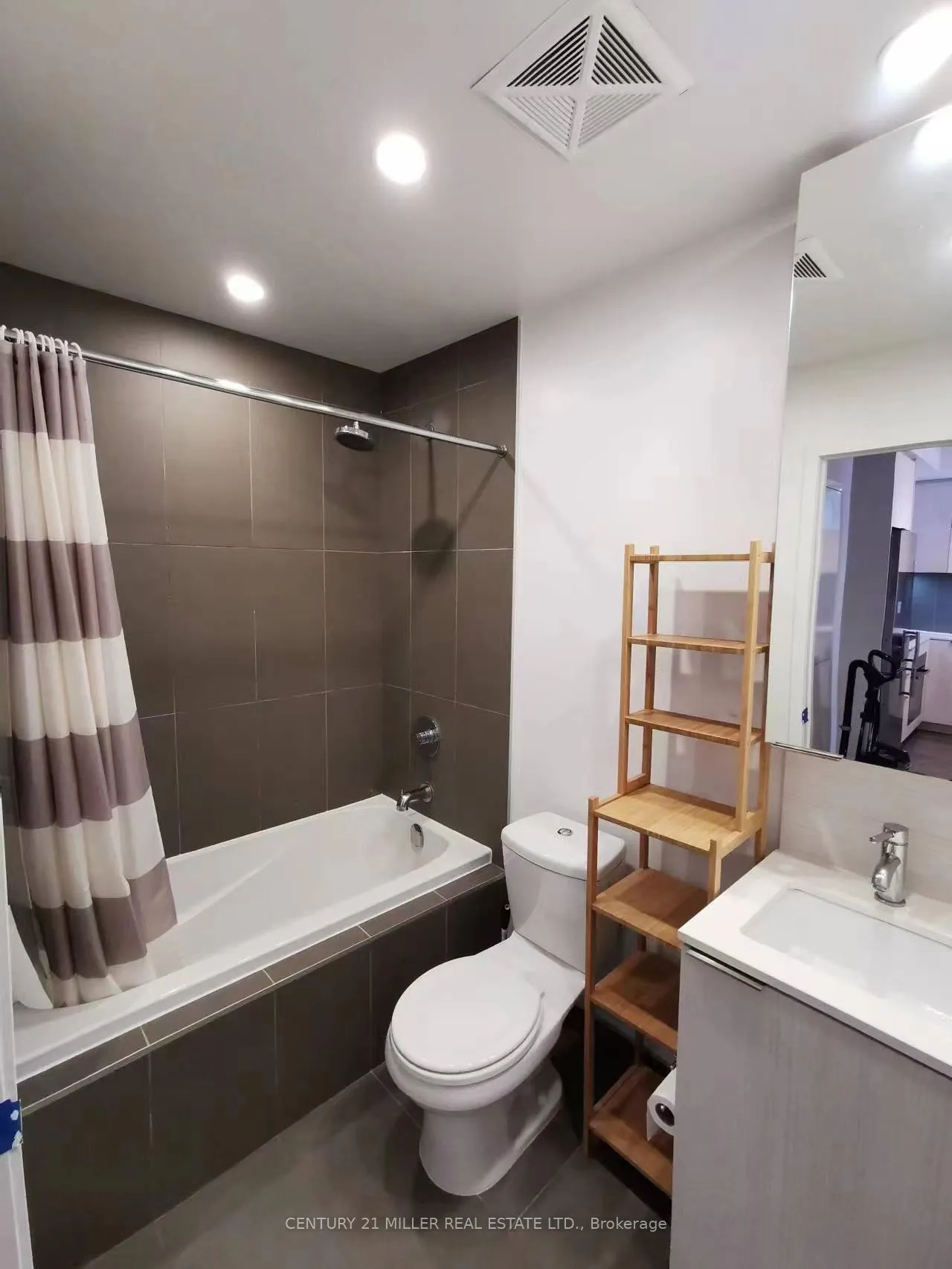 Photo 15 of Unit 2503, 55 Regent Park Boulevard, Toronto, Regent Park — HOMEH