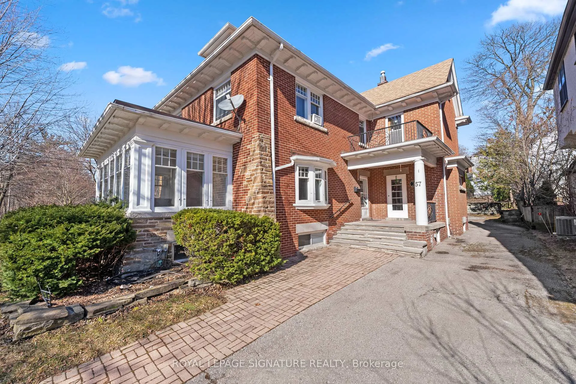 Photo 2 of 57 St Edmunds Drive, Toronto, Lawrence Park South — HOMEH