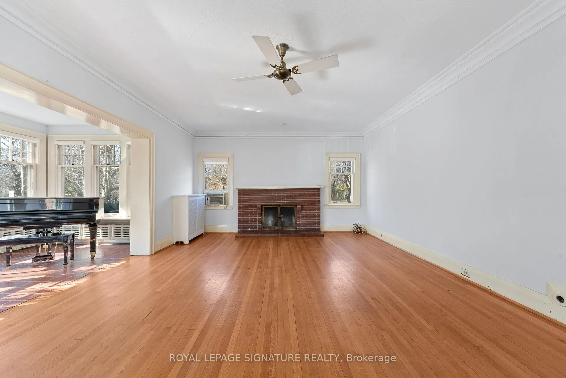 Photo 12 of 57 St Edmunds Drive, Toronto, Lawrence Park South — HOMEH