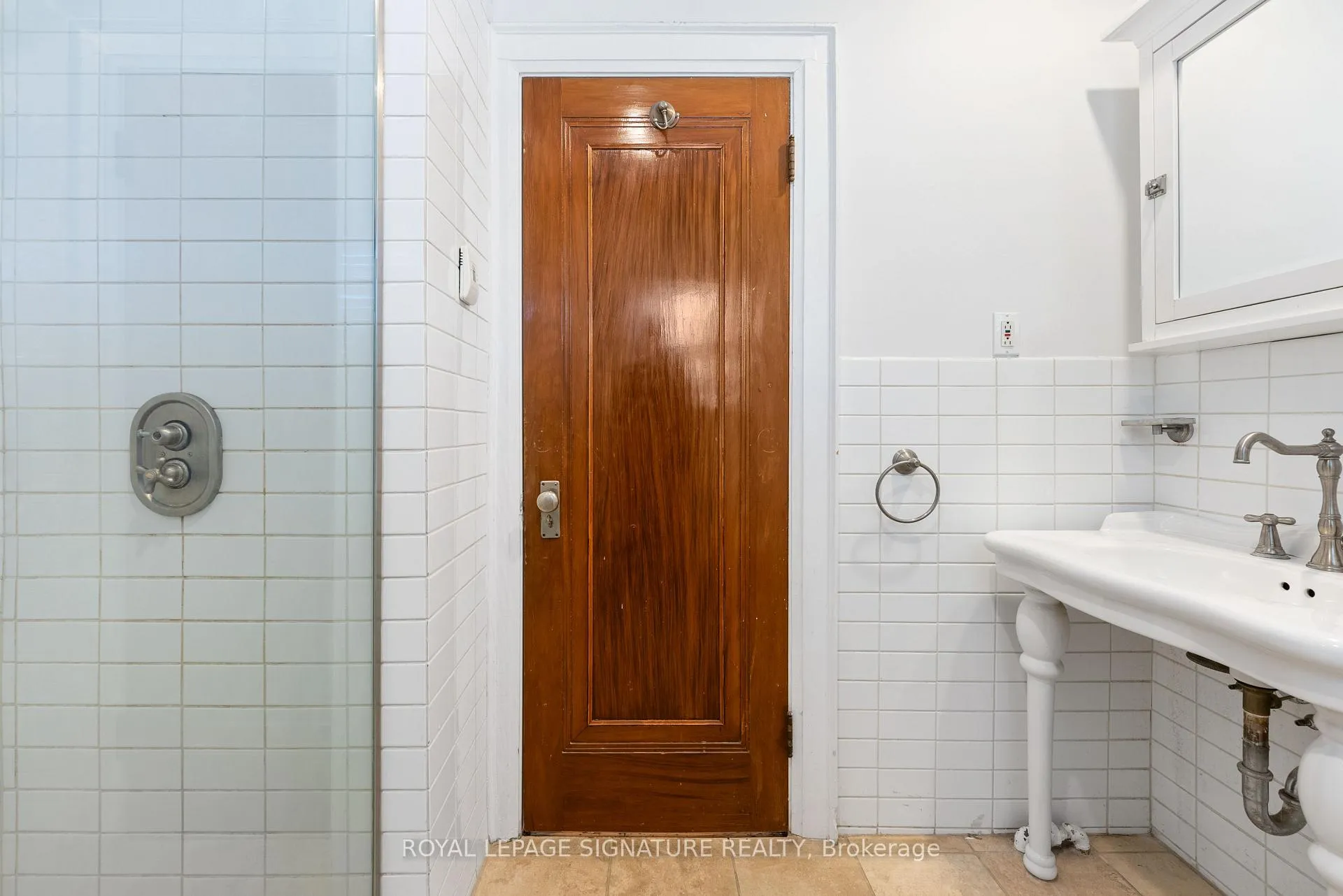 Photo 24 of 57 St Edmunds Drive, Toronto, Lawrence Park South — HOMEH