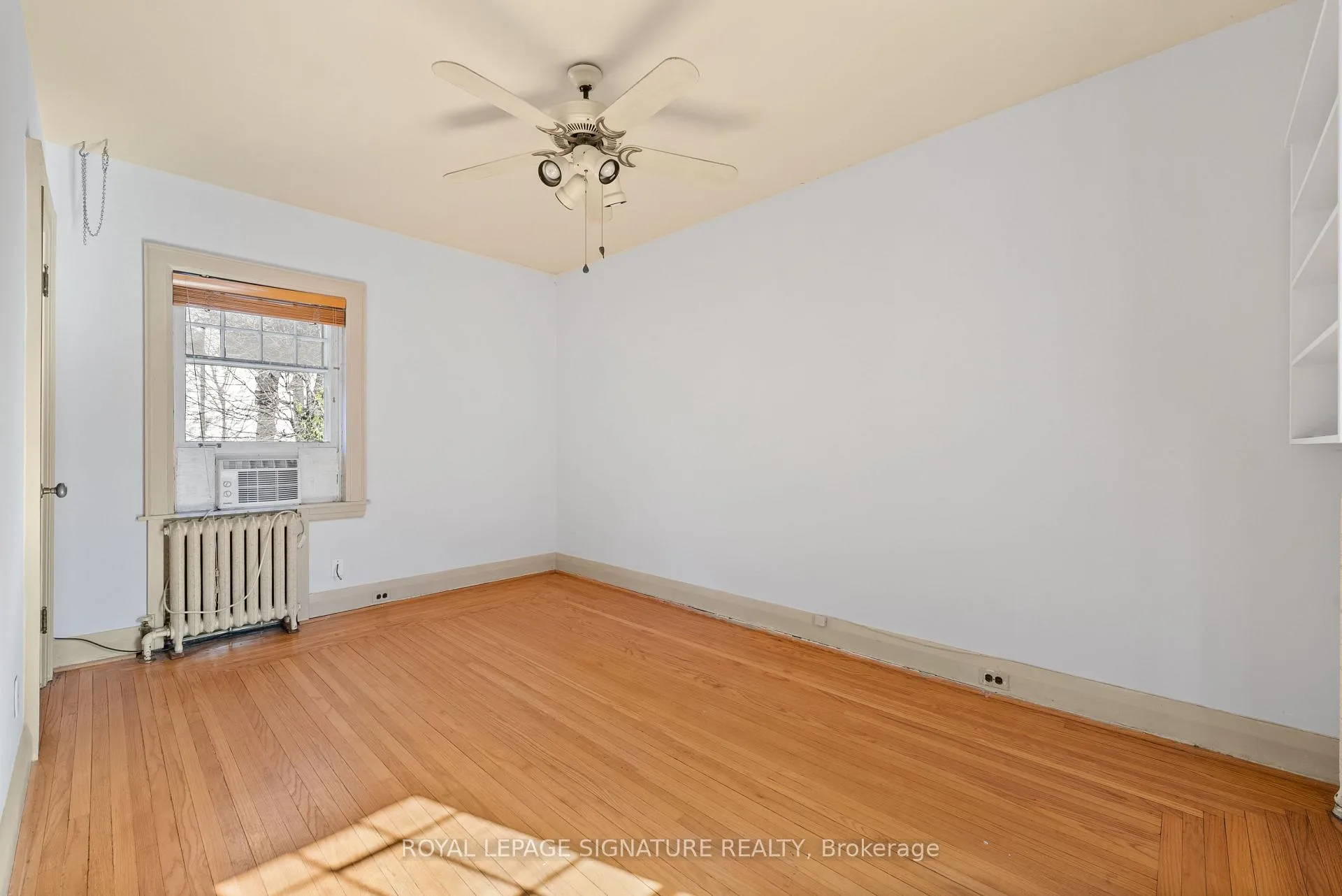 Photo 25 of 57 St Edmunds Drive, Toronto, Lawrence Park South — HOMEH