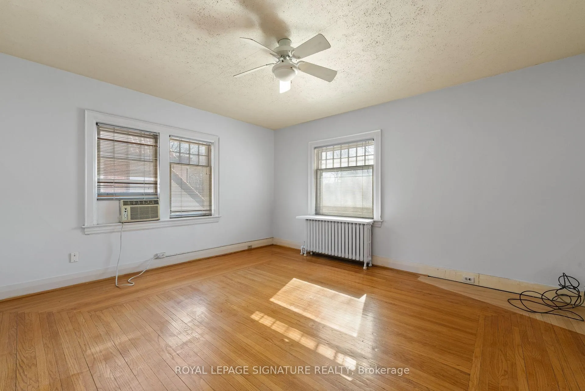 Photo 31 of 57 St Edmunds Drive, Toronto, Lawrence Park South — HOMEH