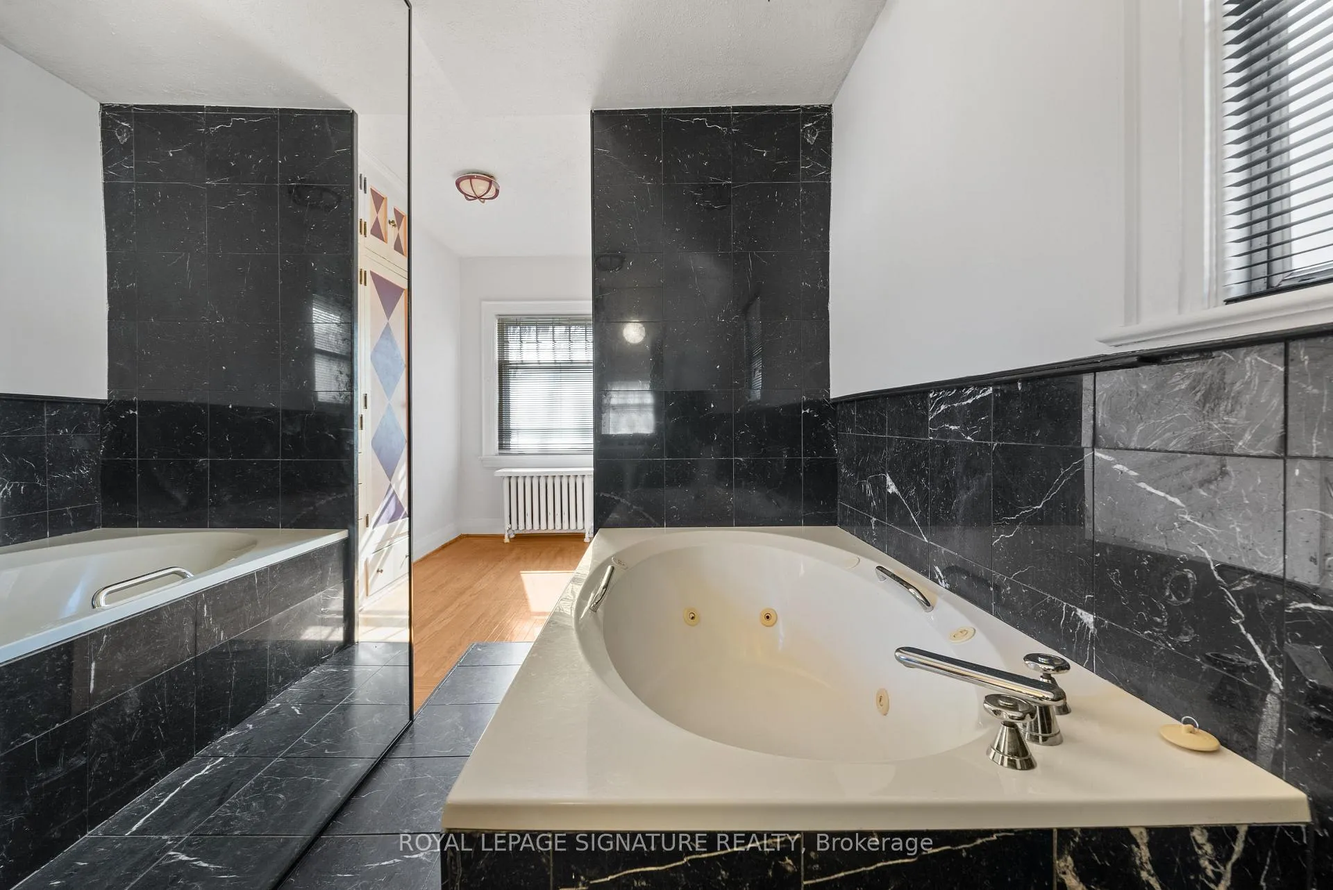 Photo 36 of 57 St Edmunds Drive, Toronto, Lawrence Park South — HOMEH