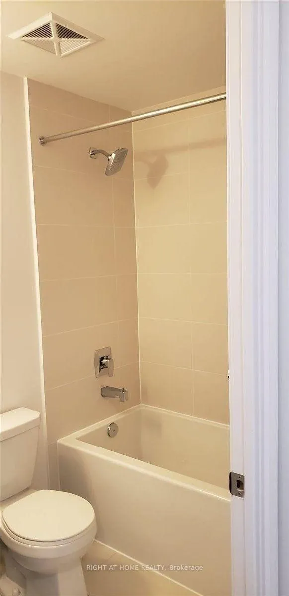 Photo 8 of Unit 2302, 7895 Jane Street, Vaughan, Concord — HOMEH