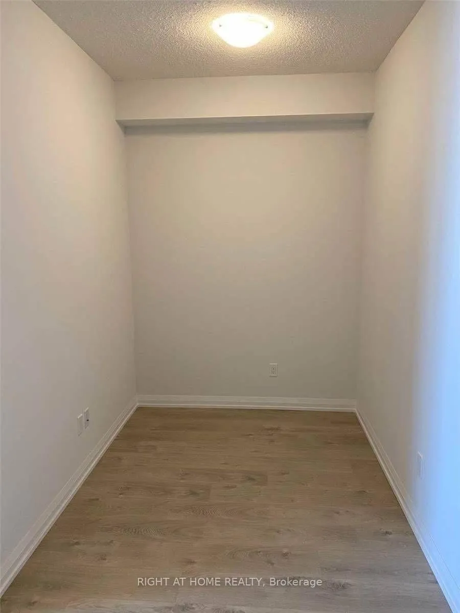 Photo 10 of Unit 2302, 7895 Jane Street, Vaughan, Concord — HOMEH
