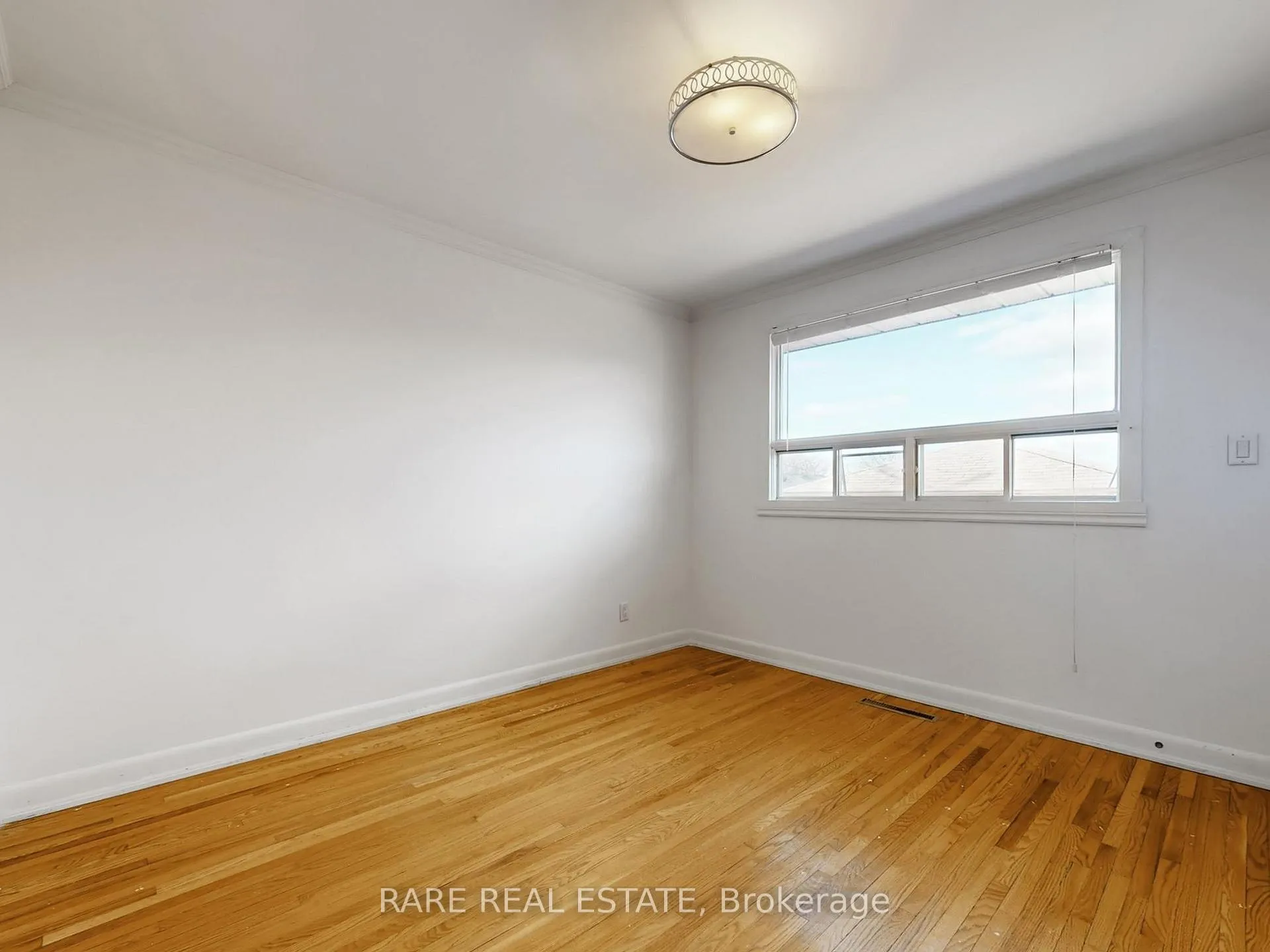 Photo 11 of Unit Main, 359 East 42nd Street, Hamilton, Hampton Heights — HOMEH