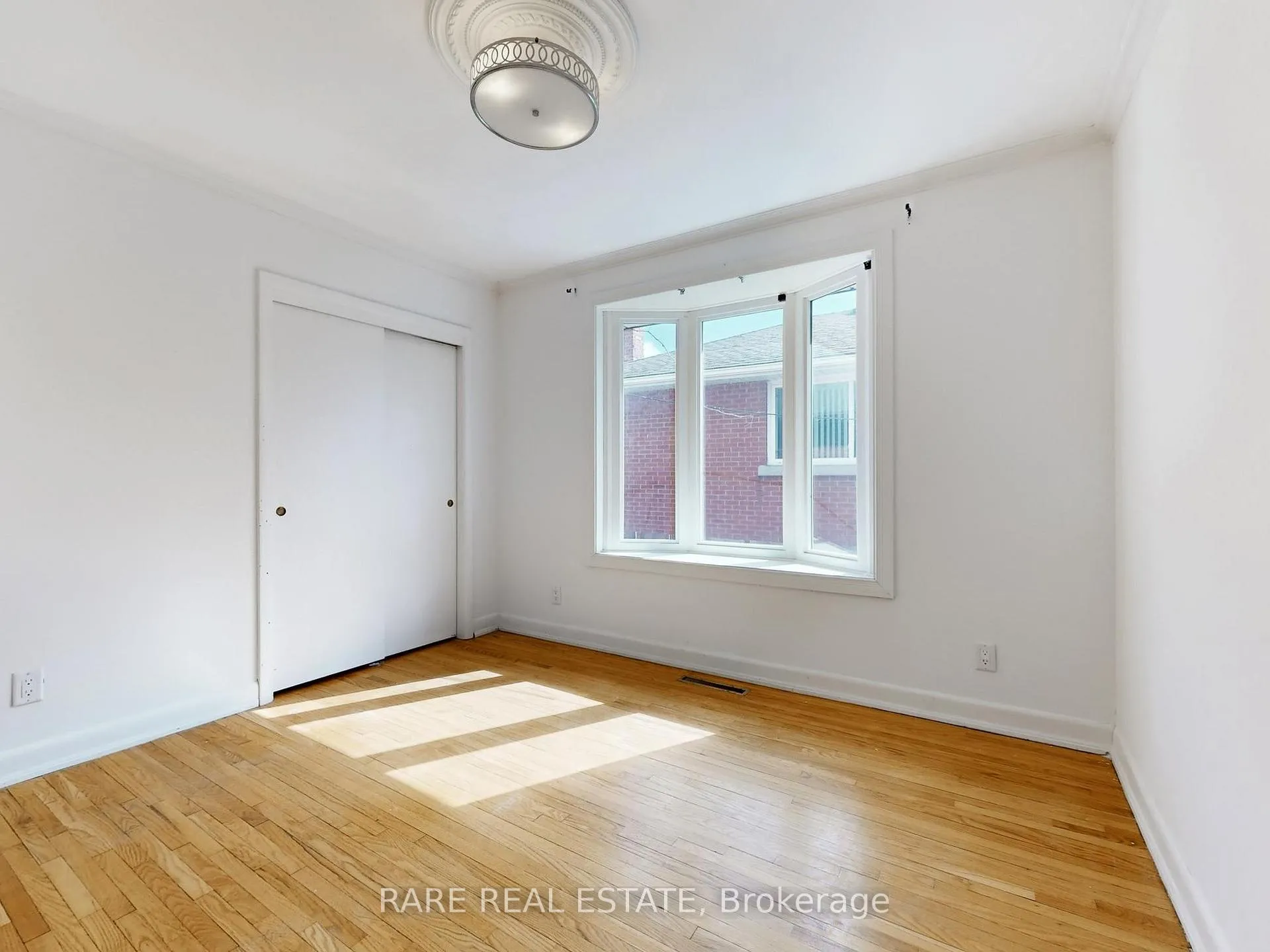Photo 15 of Unit Main, 359 East 42nd Street, Hamilton, Hampton Heights — HOMEH