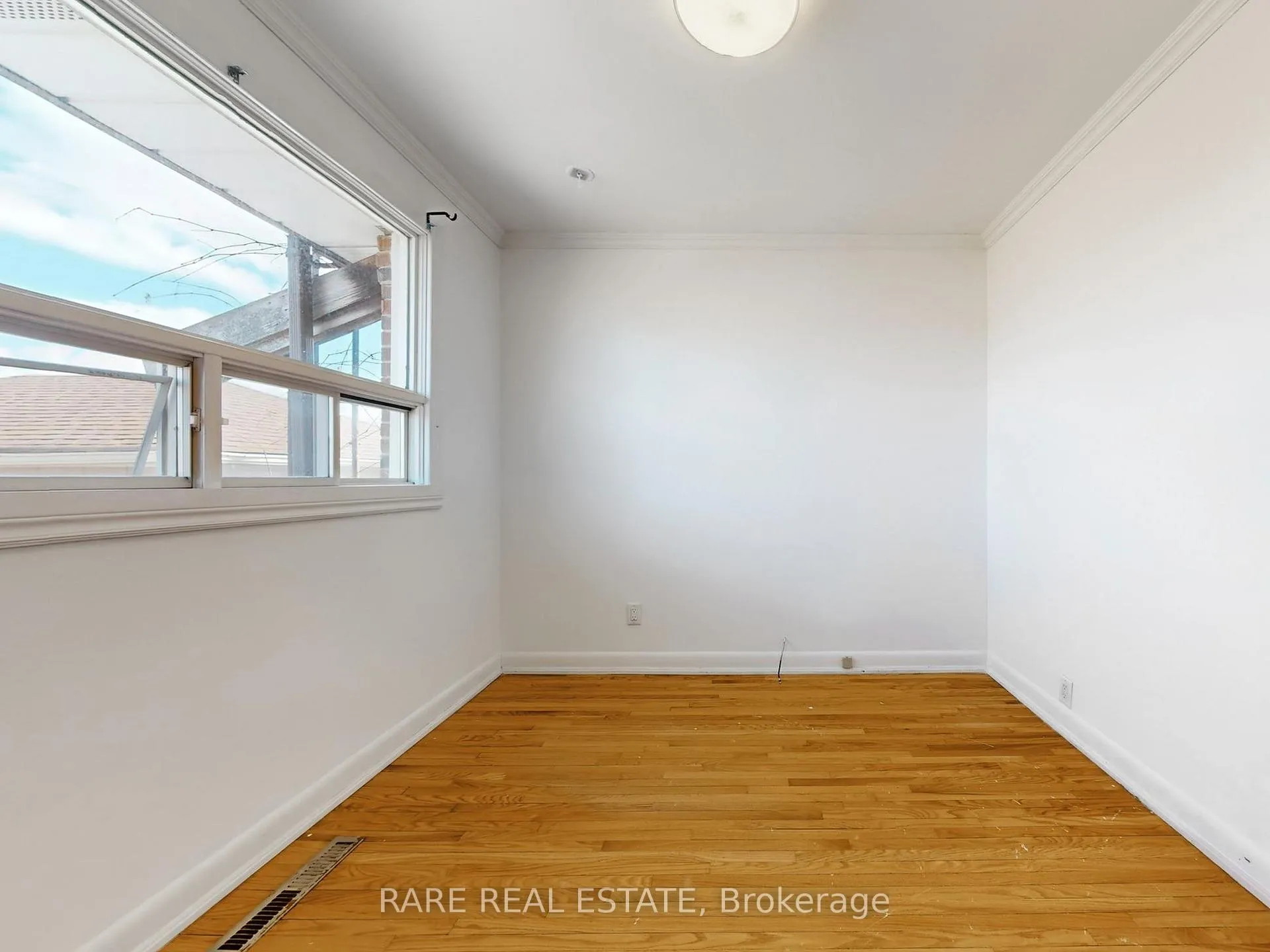 Photo 22 of Unit Main, 359 East 42nd Street, Hamilton, Hampton Heights — HOMEH