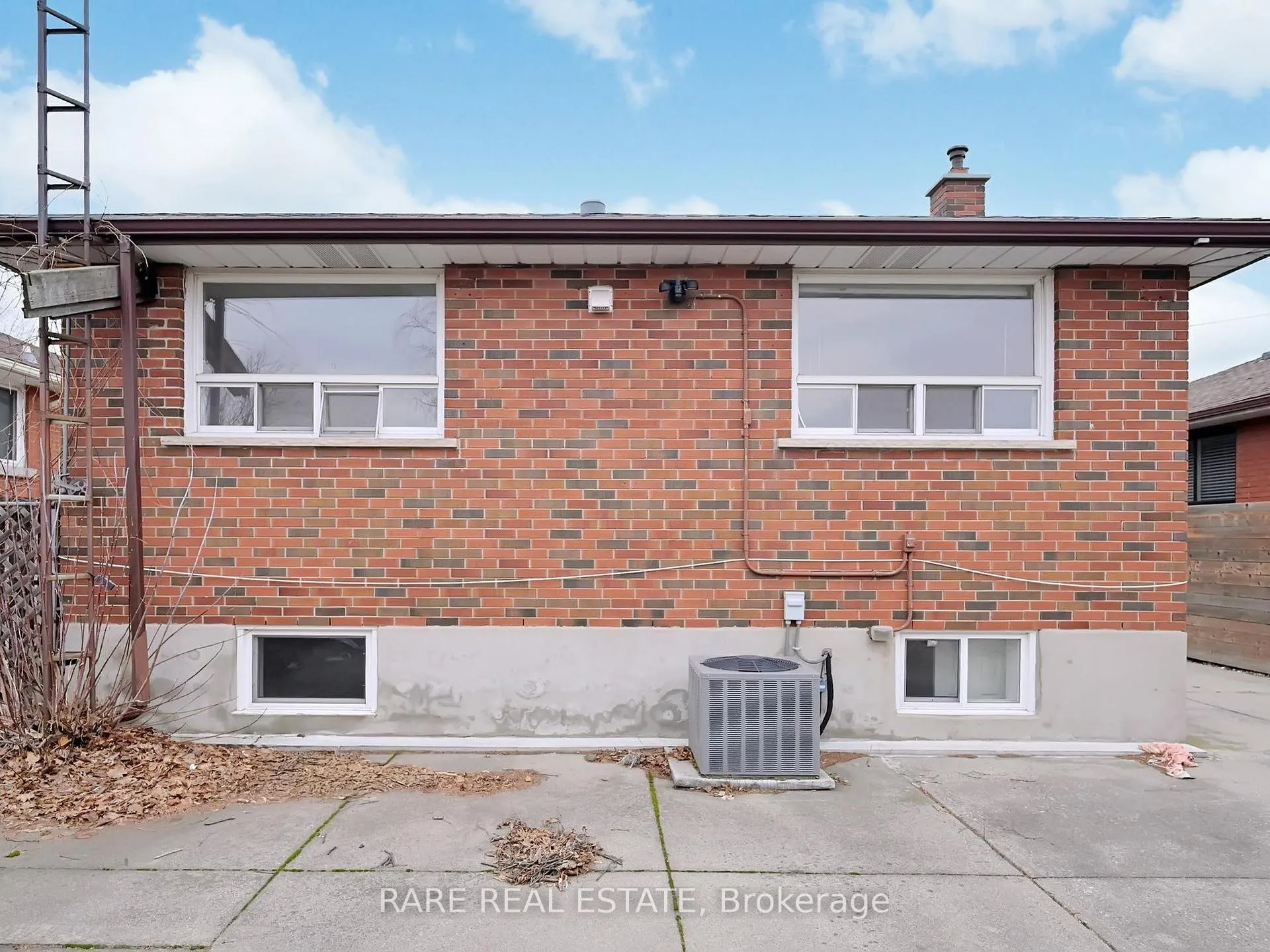 Photo 27 of Unit Main, 359 East 42nd Street, Hamilton, Hampton Heights — HOMEH