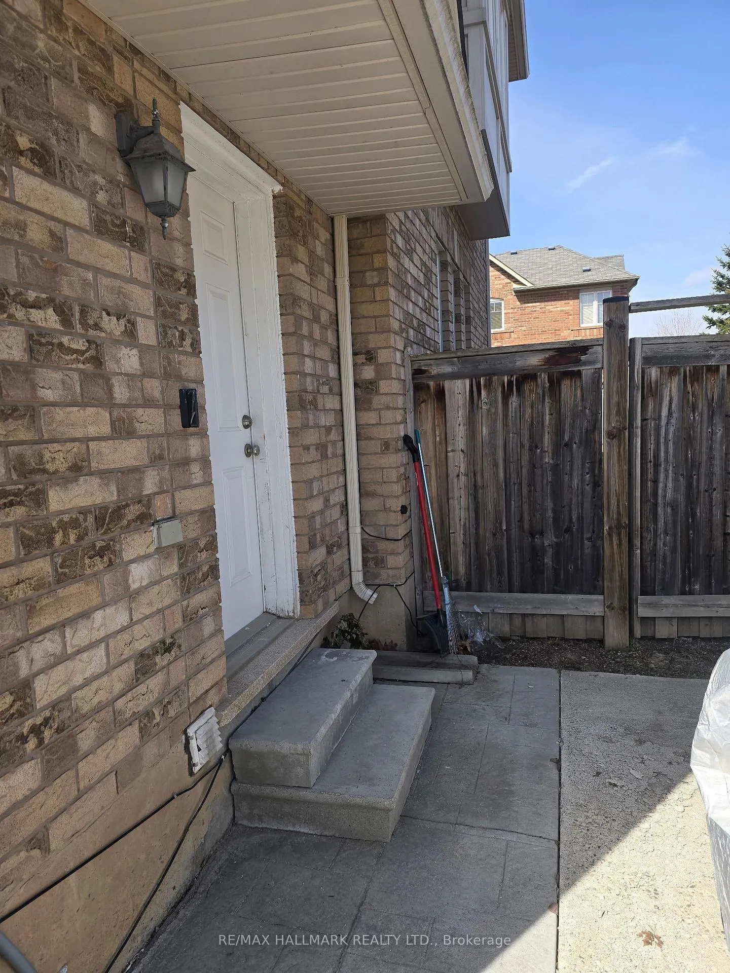 Photo 2 of 48 Van Fleet Terrace, Milton, Harrison — HOMEH