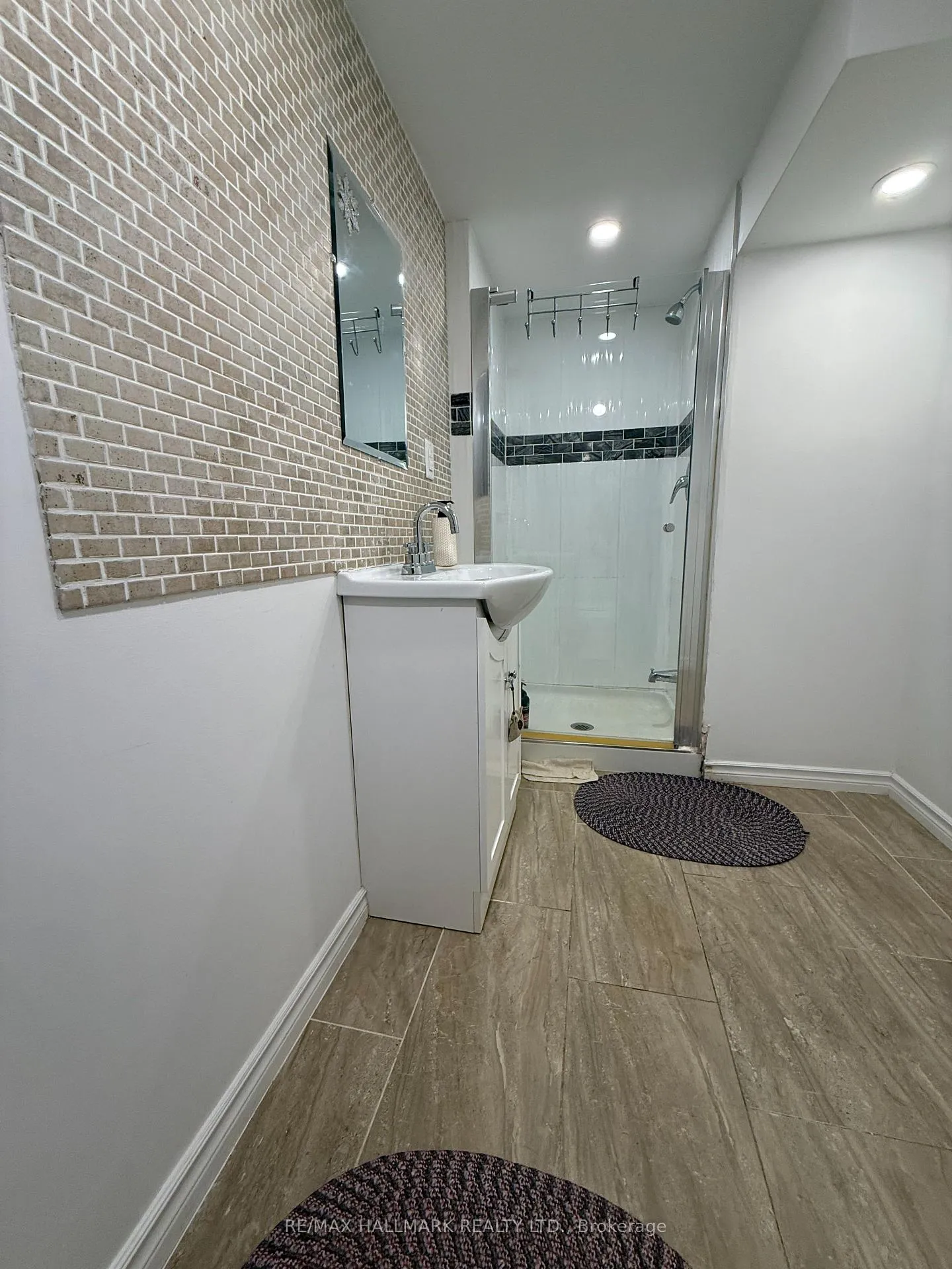 Photo 11 of 48 Van Fleet Terrace, Milton, Harrison — HOMEH