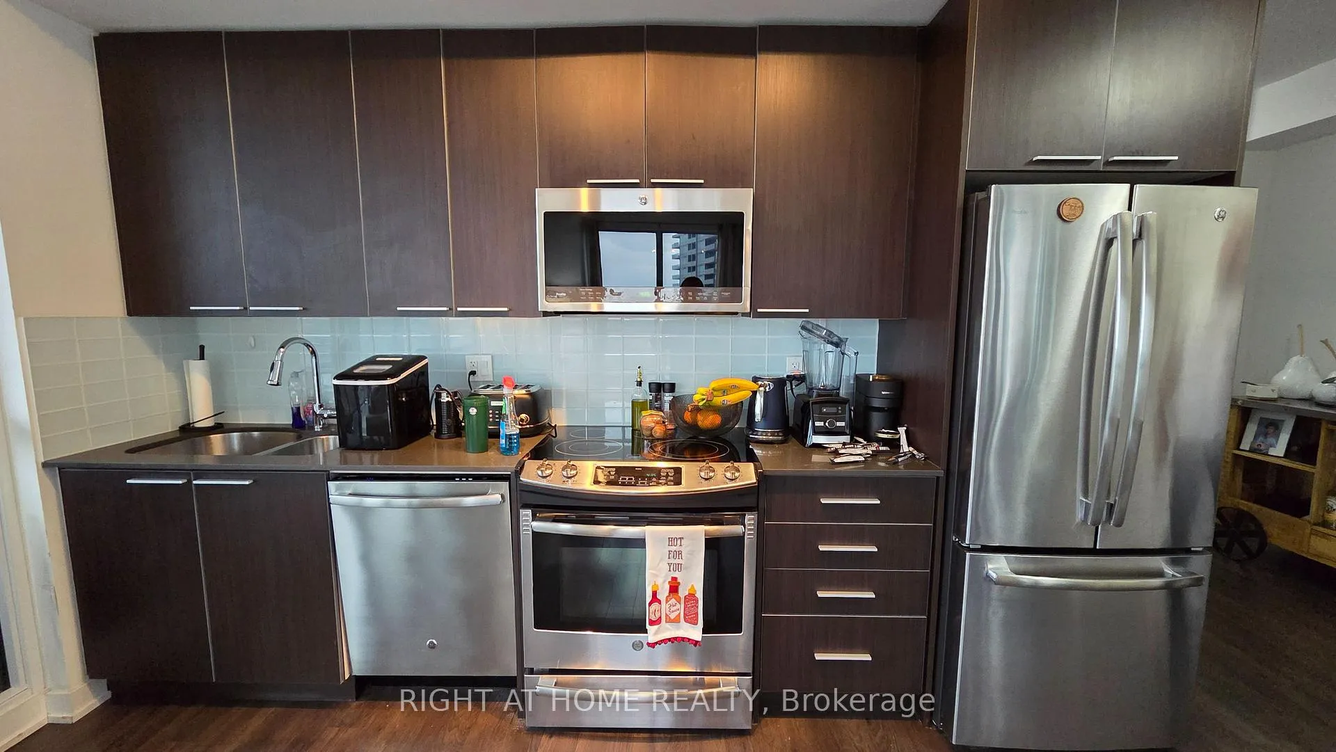 Photo 7 of Unit 2307, 10 Parklawn Road, Markham, Thornlea — HOMEH