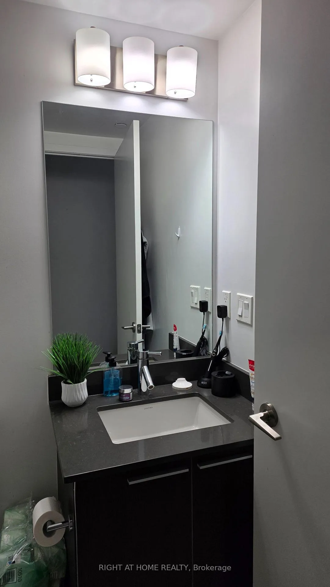 Photo 15 of Unit 2307, 10 Parklawn Road, Markham, Thornlea — HOMEH