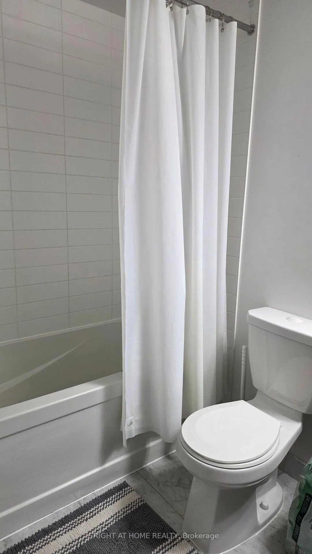 Photo 16 of Unit 2307, 10 Parklawn Road, Markham, Thornlea — HOMEH