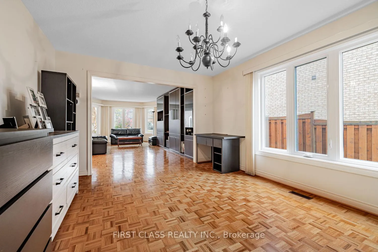 Photo 9 of 220 Timpson Drive, Aurora, Aurora Highlands — HOMEH