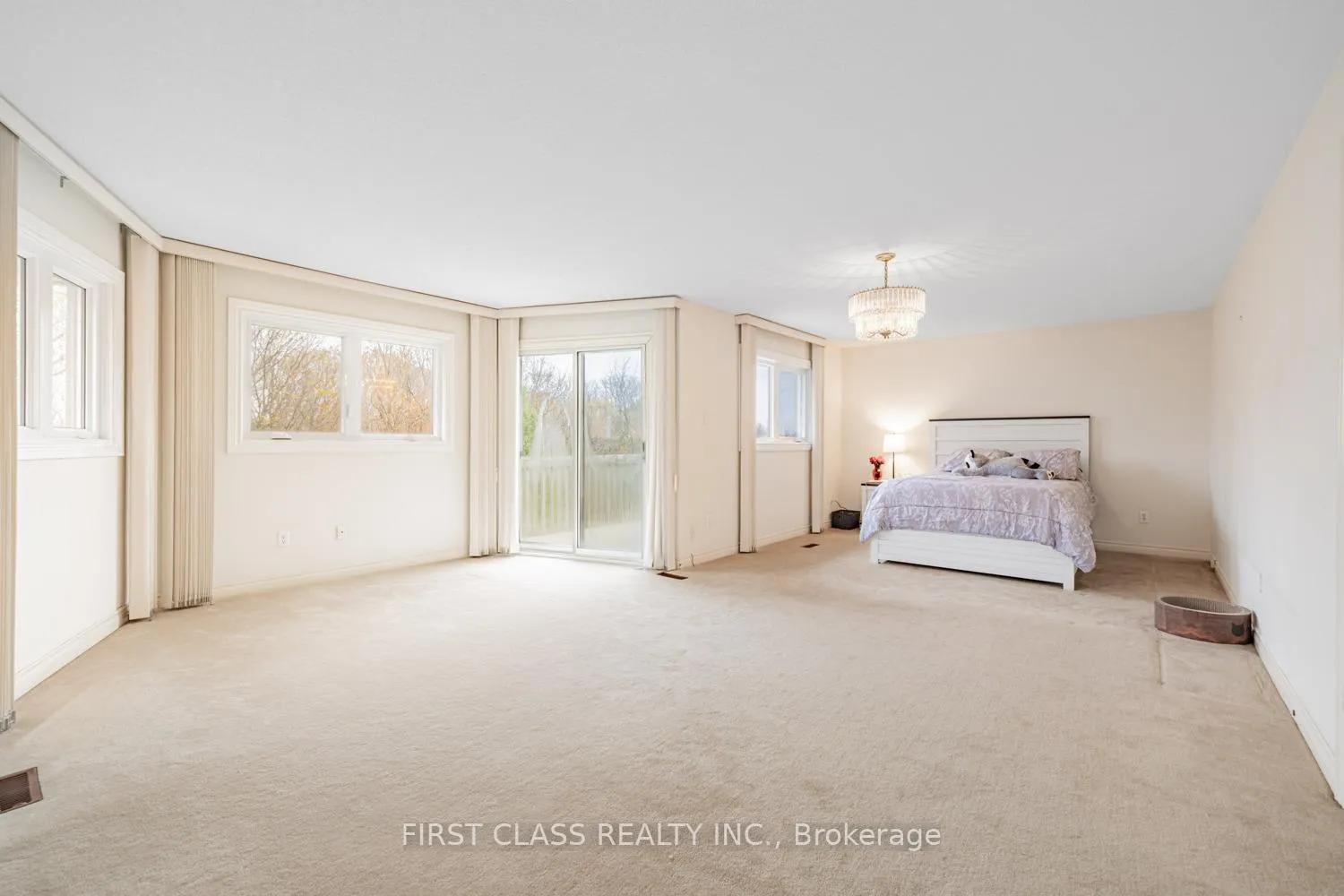 Photo 14 of 220 Timpson Drive, Aurora, Aurora Highlands — HOMEH