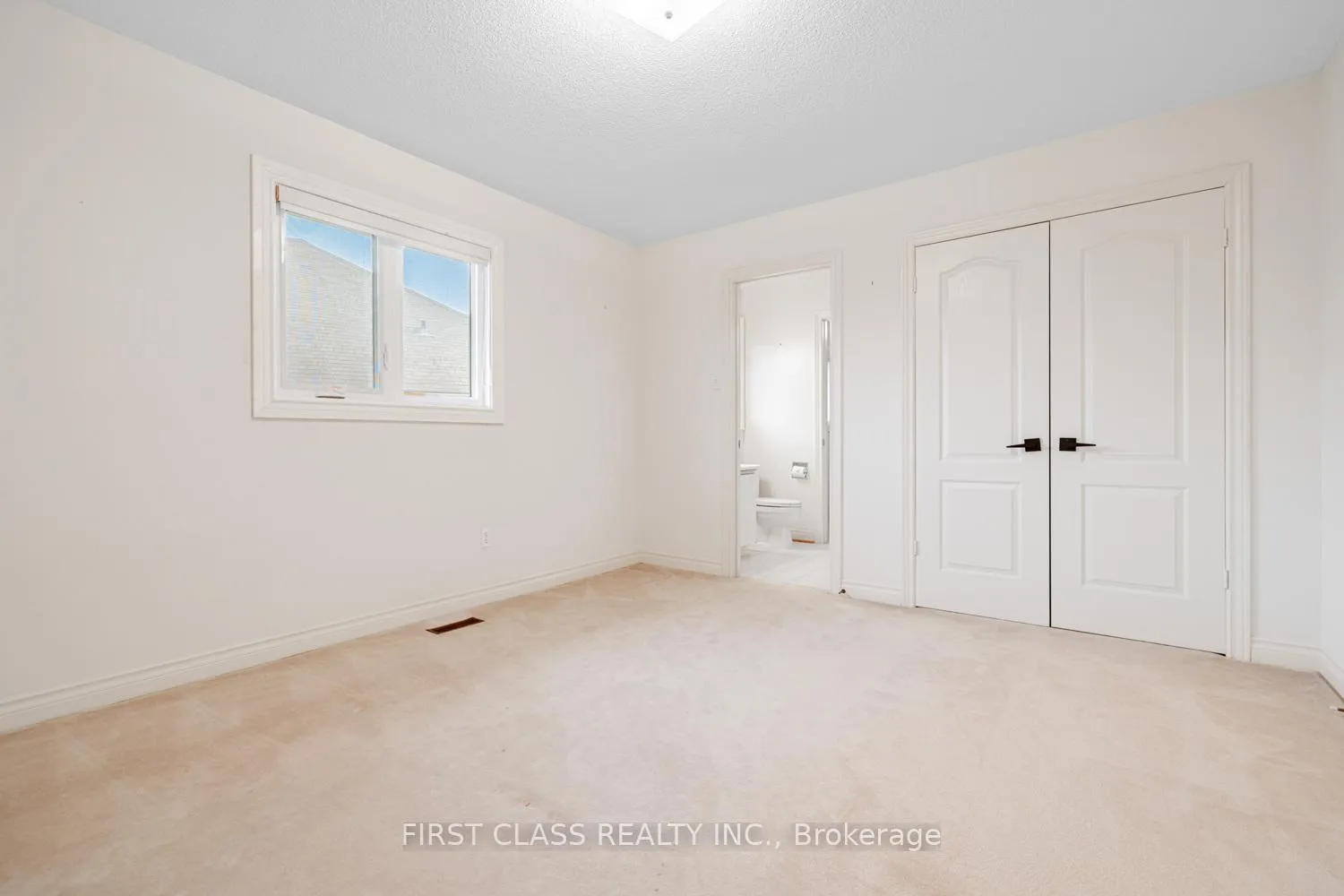 Photo 16 of 220 Timpson Drive, Aurora, Aurora Highlands — HOMEH