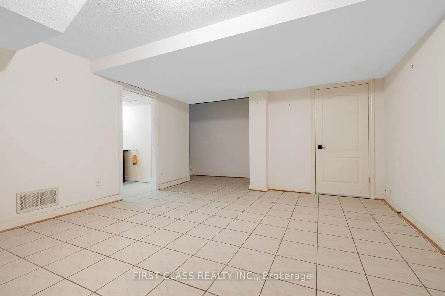 Photo 26 of 220 Timpson Drive, Aurora, Aurora Highlands — HOMEH
