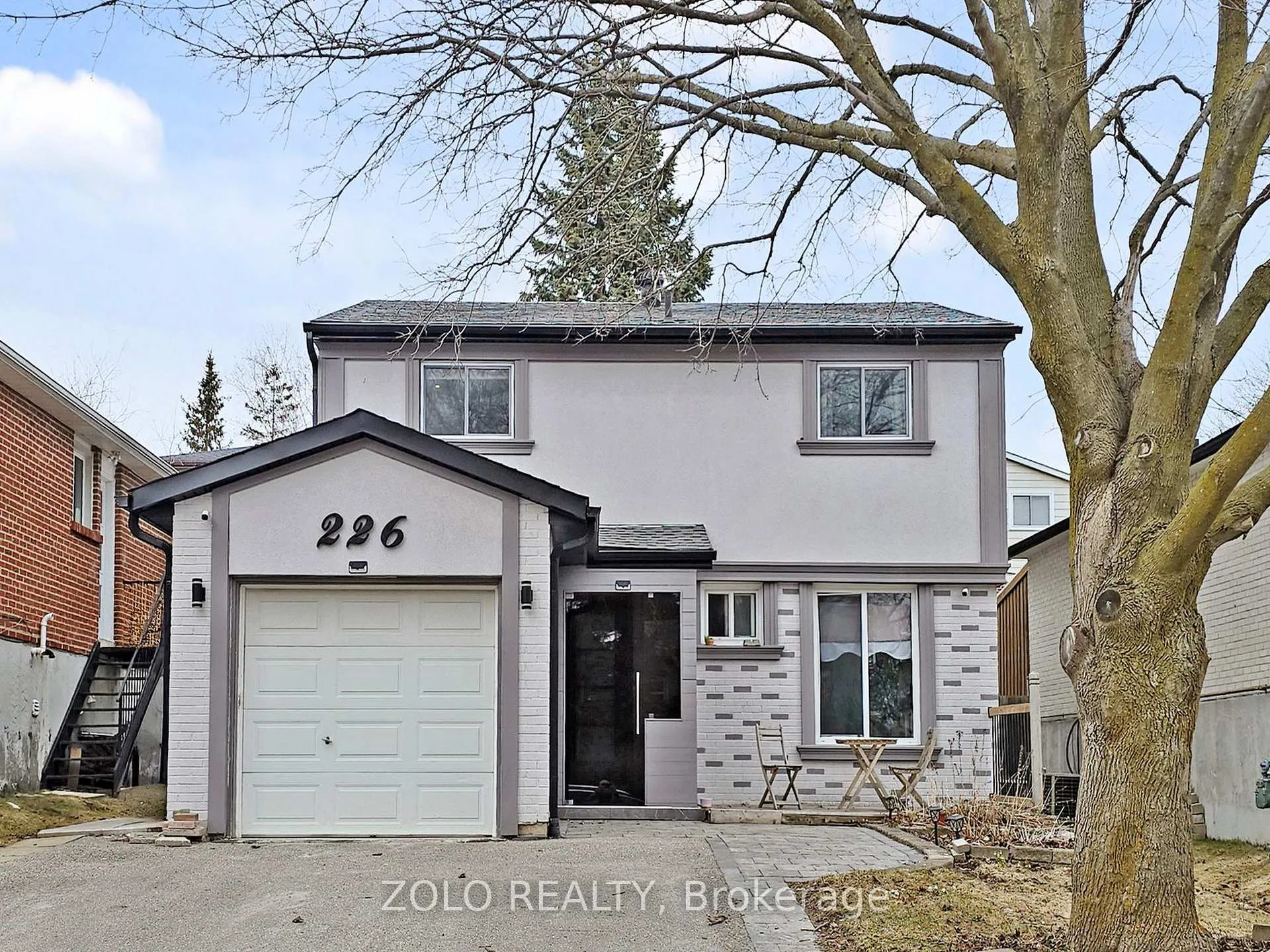 Front of 226 Thoms Crescent