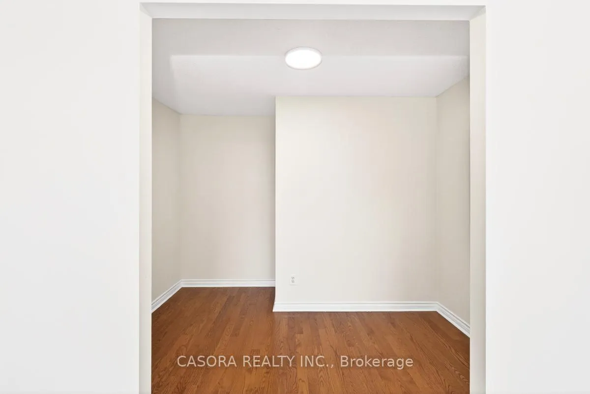 Photo 17 of Unit 1912, 1276 Maple Crossing Boulevard, Burlington, Brant — HOMEH
