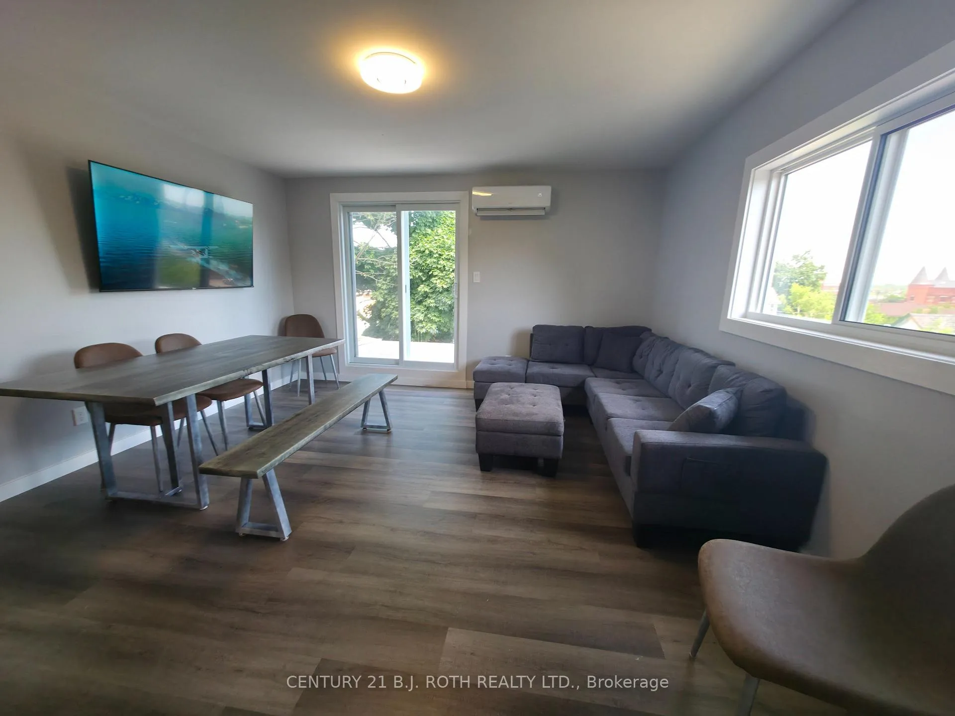 Photo 1 of Unit 2, 82 Albert Street N, Orillia — HOMEH