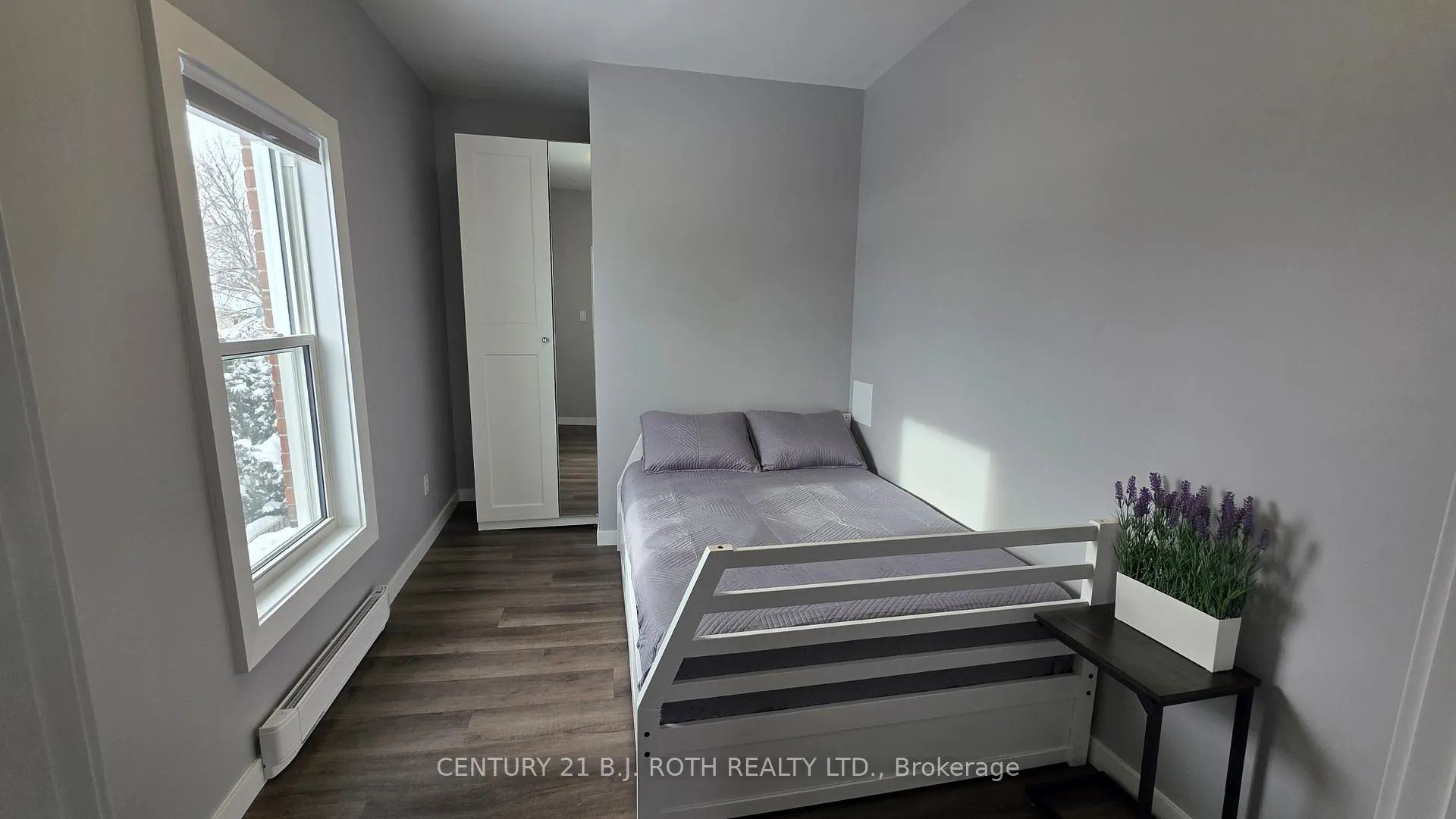 Photo 5 of Unit 2, 82 Albert Street N, Orillia — HOMEH
