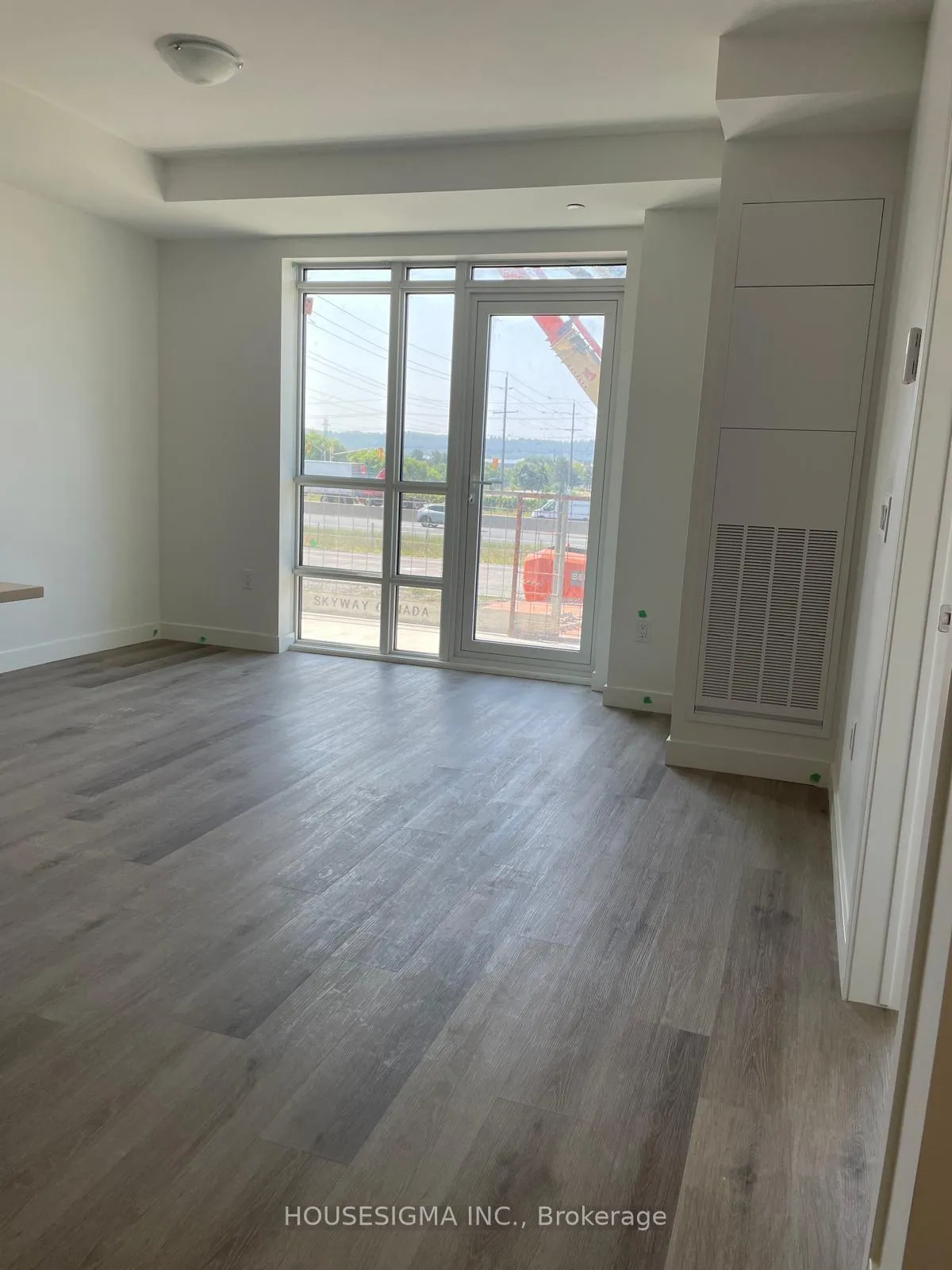 Photo 4 of Unit 224, 461 Green Road, Hamilton, Lakeshore — HOMEH