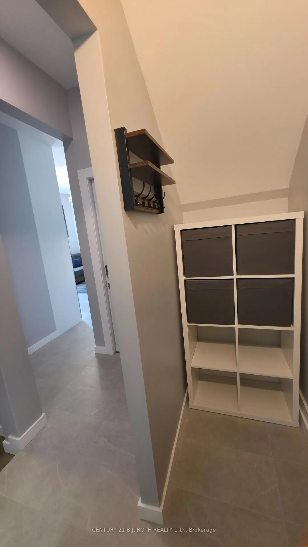 Photo 9 of Unit 3, 82 Albert Street N, Orillia — HOMEH
