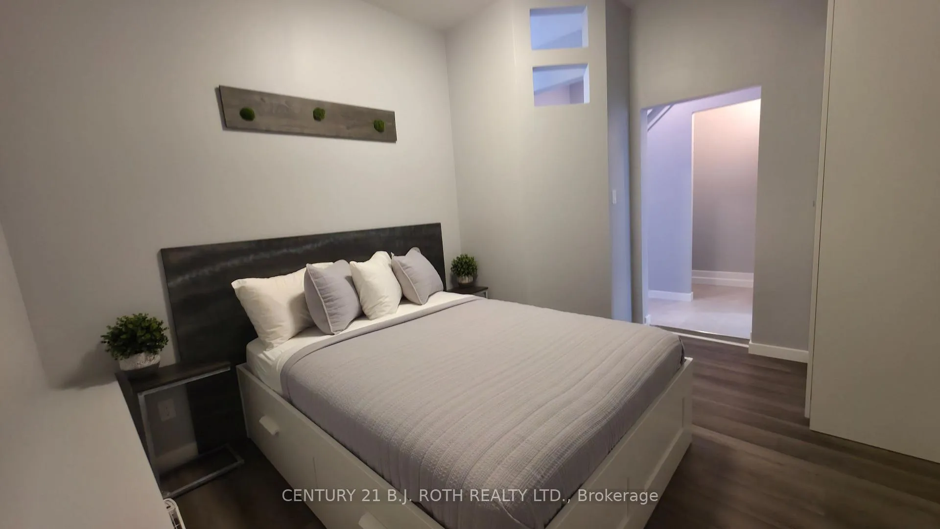 Photo 12 of Unit 3, 82 Albert Street N, Orillia — HOMEH