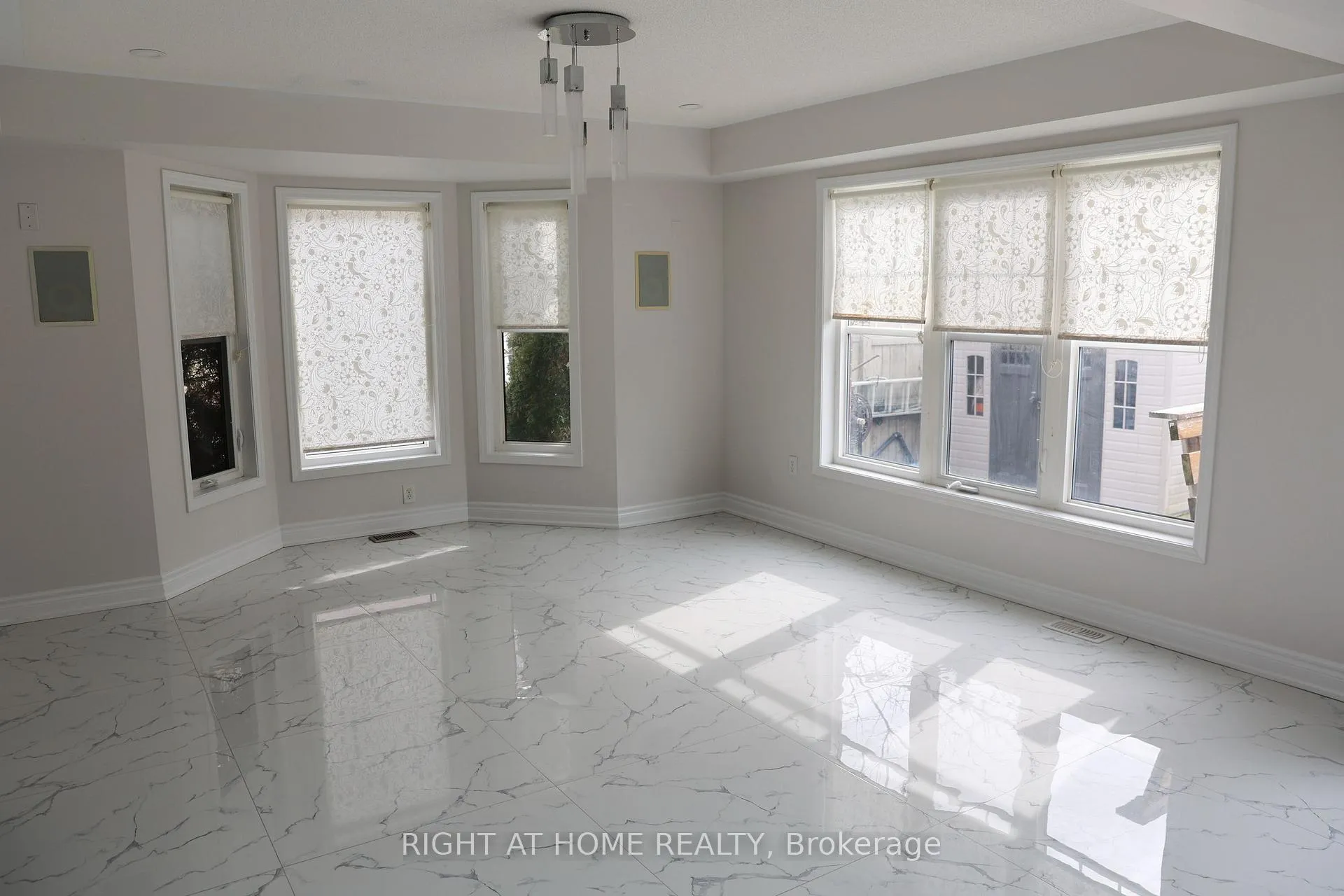 Photo 3 of 76 Bevington Road, Brampton, Northwest Brampton — HOMEH