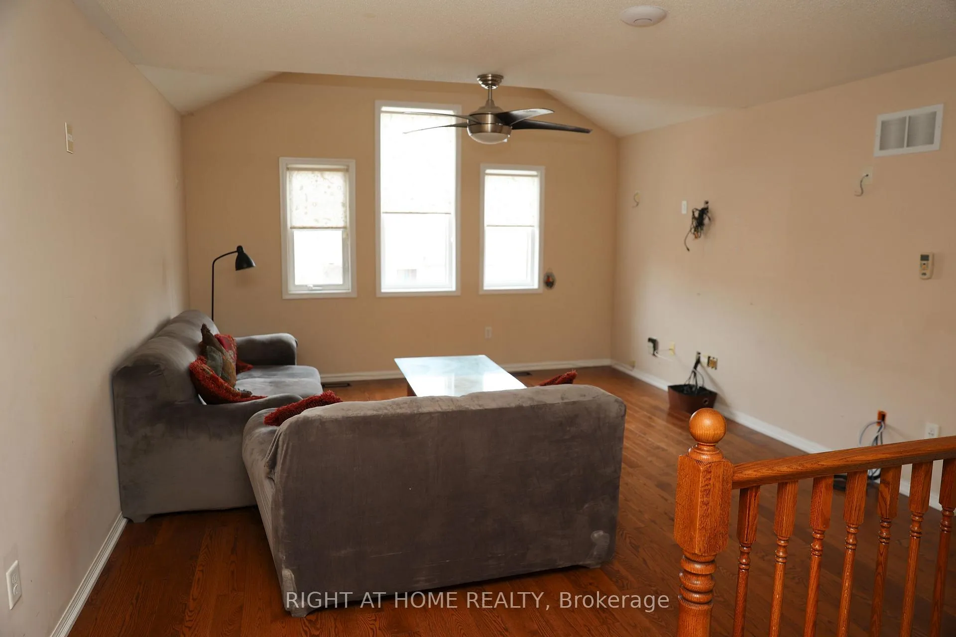 Photo 11 of 76 Bevington Road, Brampton, Northwest Brampton — HOMEH