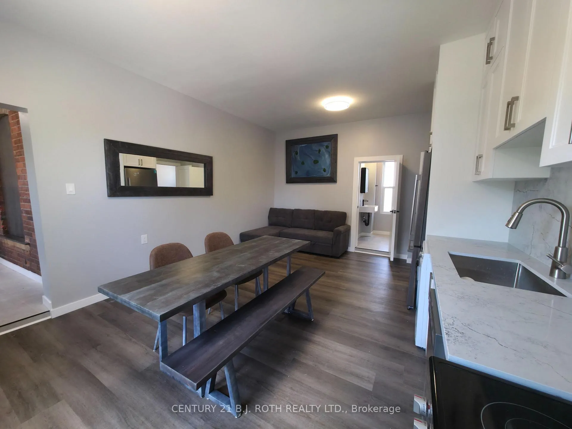 Photo 4 of Unit 4, 82 Albert Street N, Orillia — HOMEH
