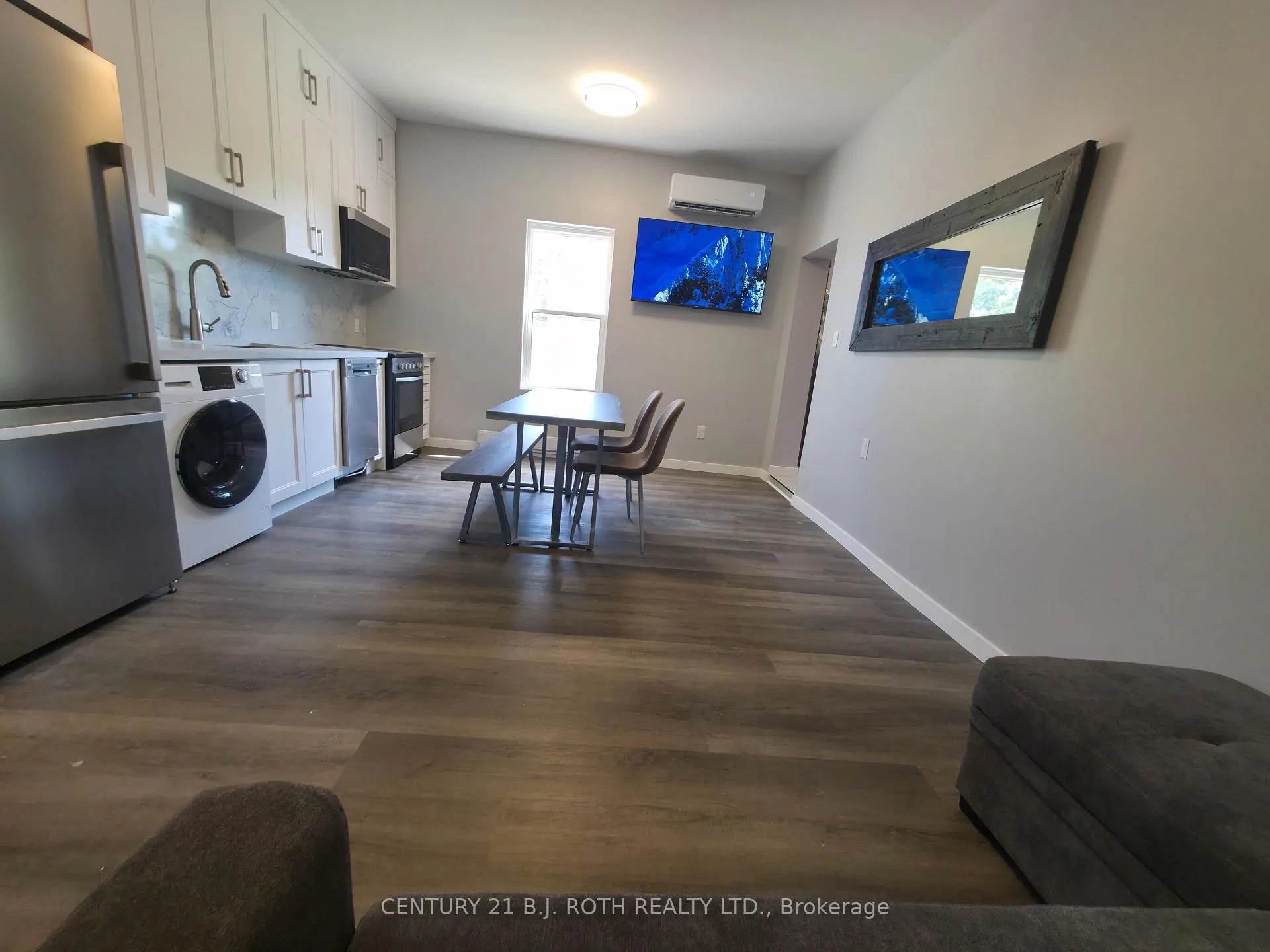 Photo 7 of Unit 4, 82 Albert Street N, Orillia — HOMEH