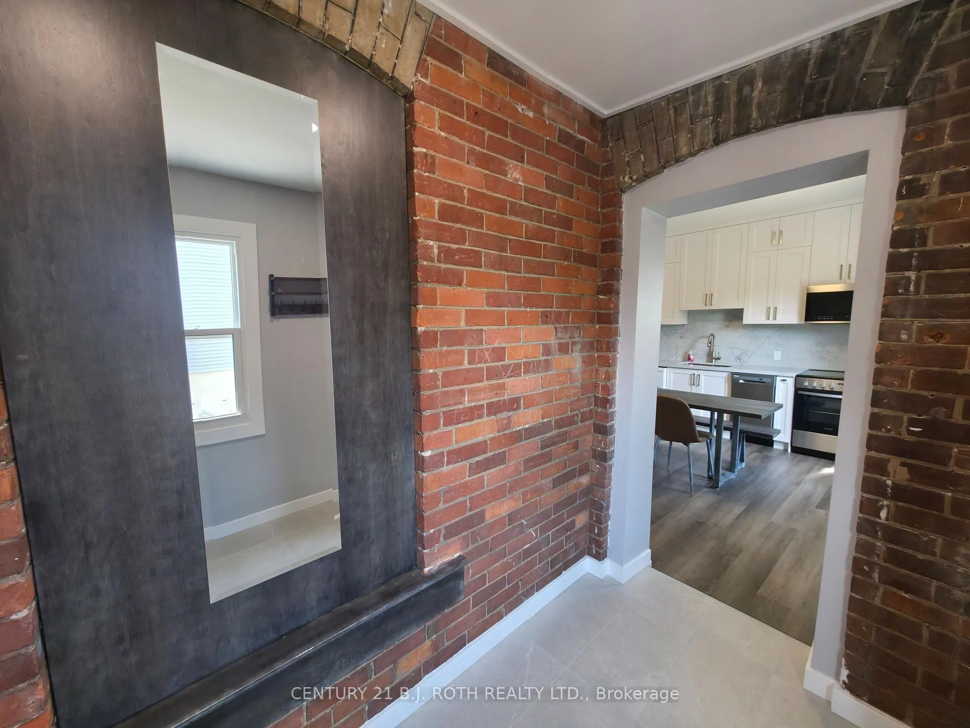 Photo 8 of Unit 4, 82 Albert Street N, Orillia — HOMEH